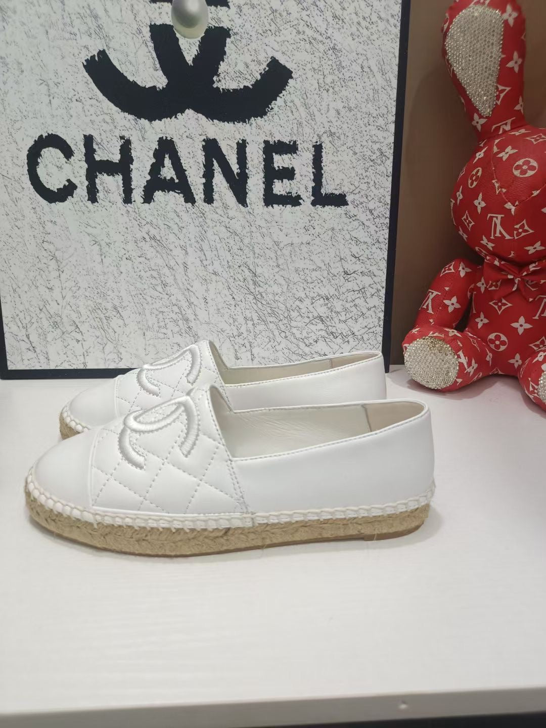 Chanel 26s Espadrille Loafers In White Calfskin With Rope Sole