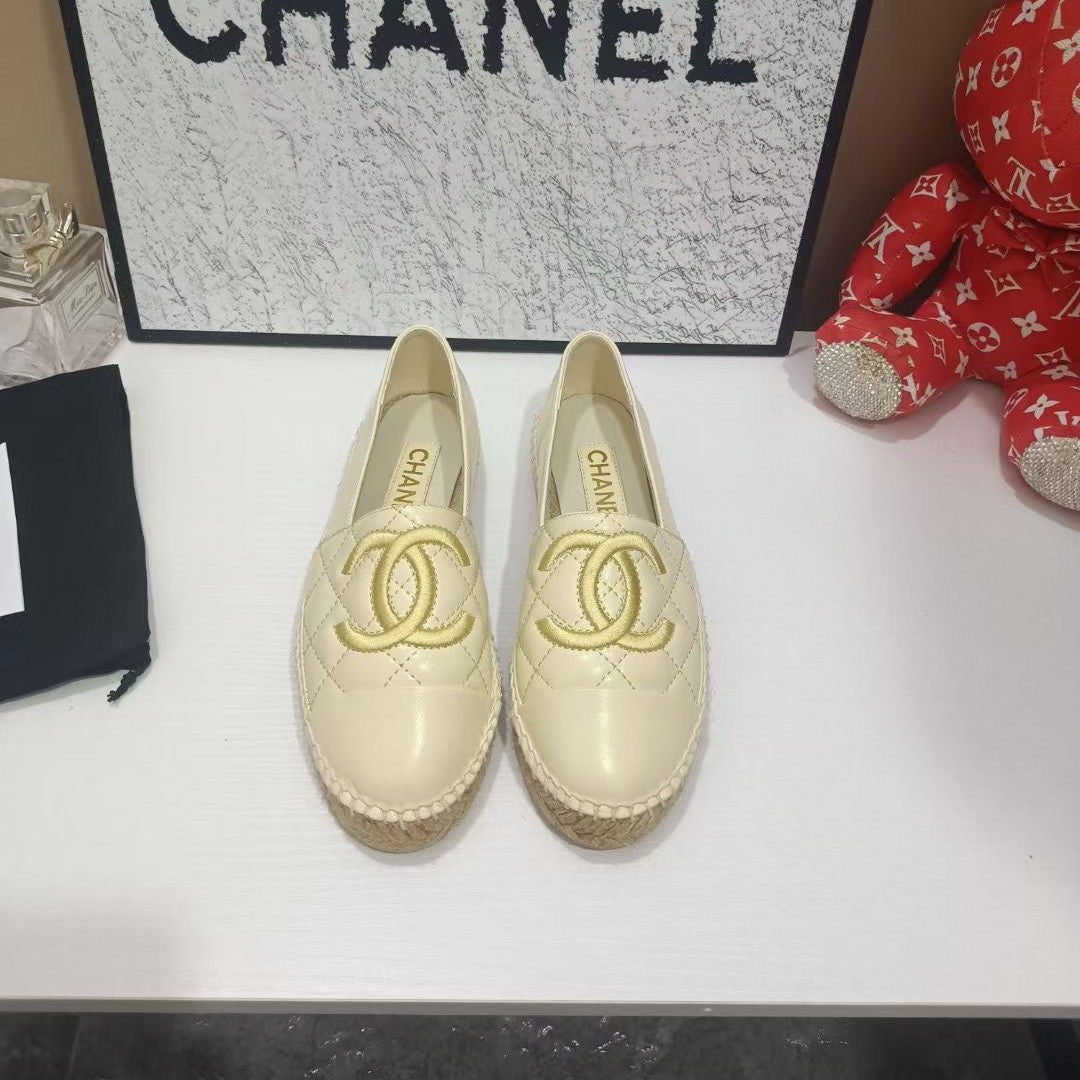 Chanel 26s Espadrille Loafers In Cream Calfskin With Rope Sole