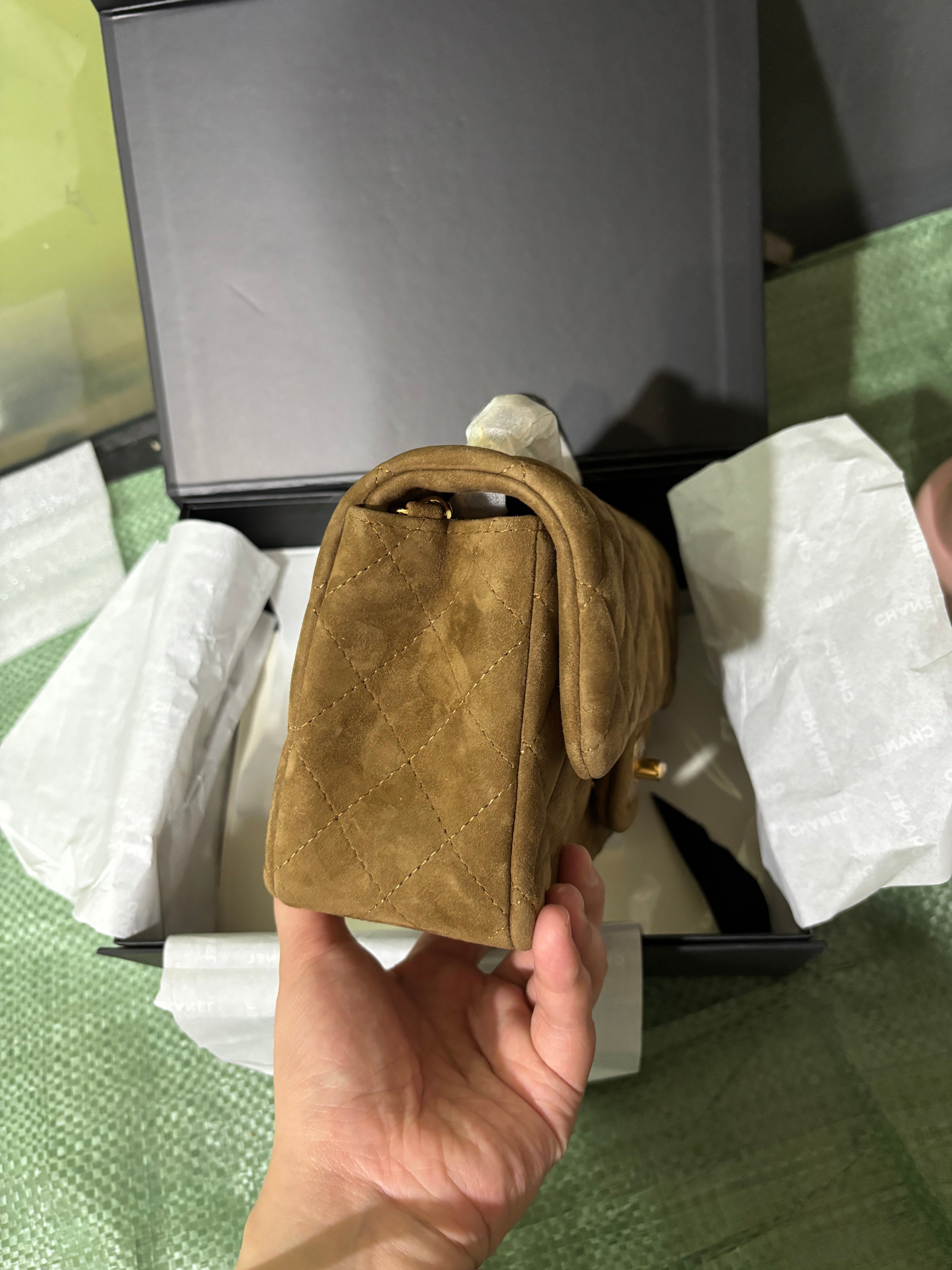 Classic Flap Bag 20cm Brown Suede Gold Hardware