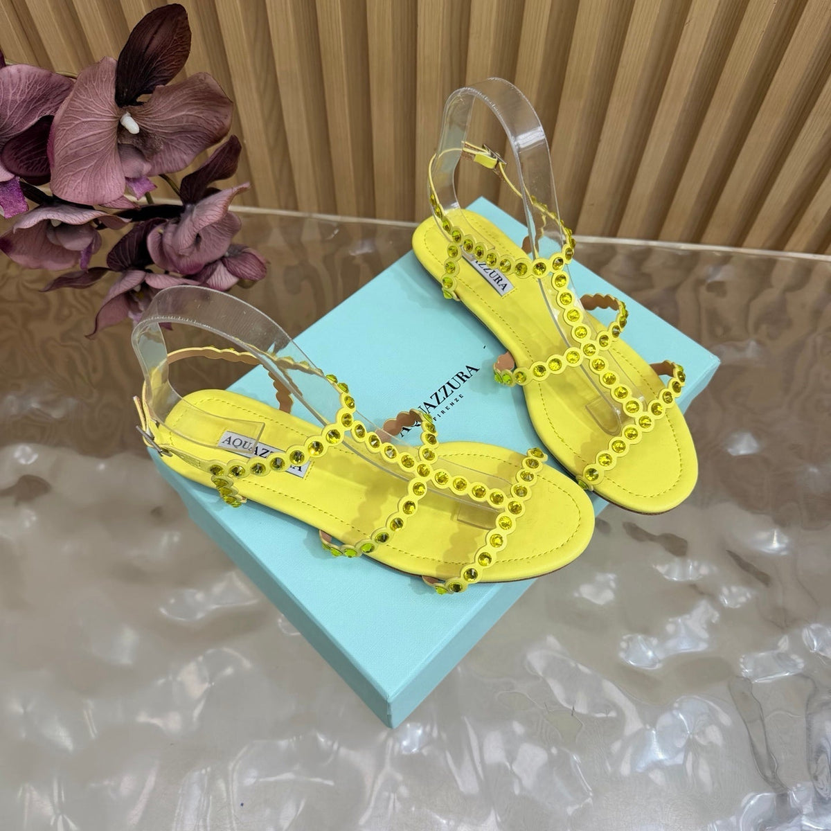 Aquazzura 26s Flat Sandals Yellow Calfskin Crystal Embellished 739158