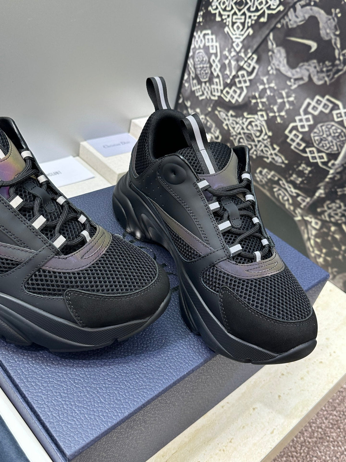 CD 26s Men B22 Sneakers Black Mesh 731952