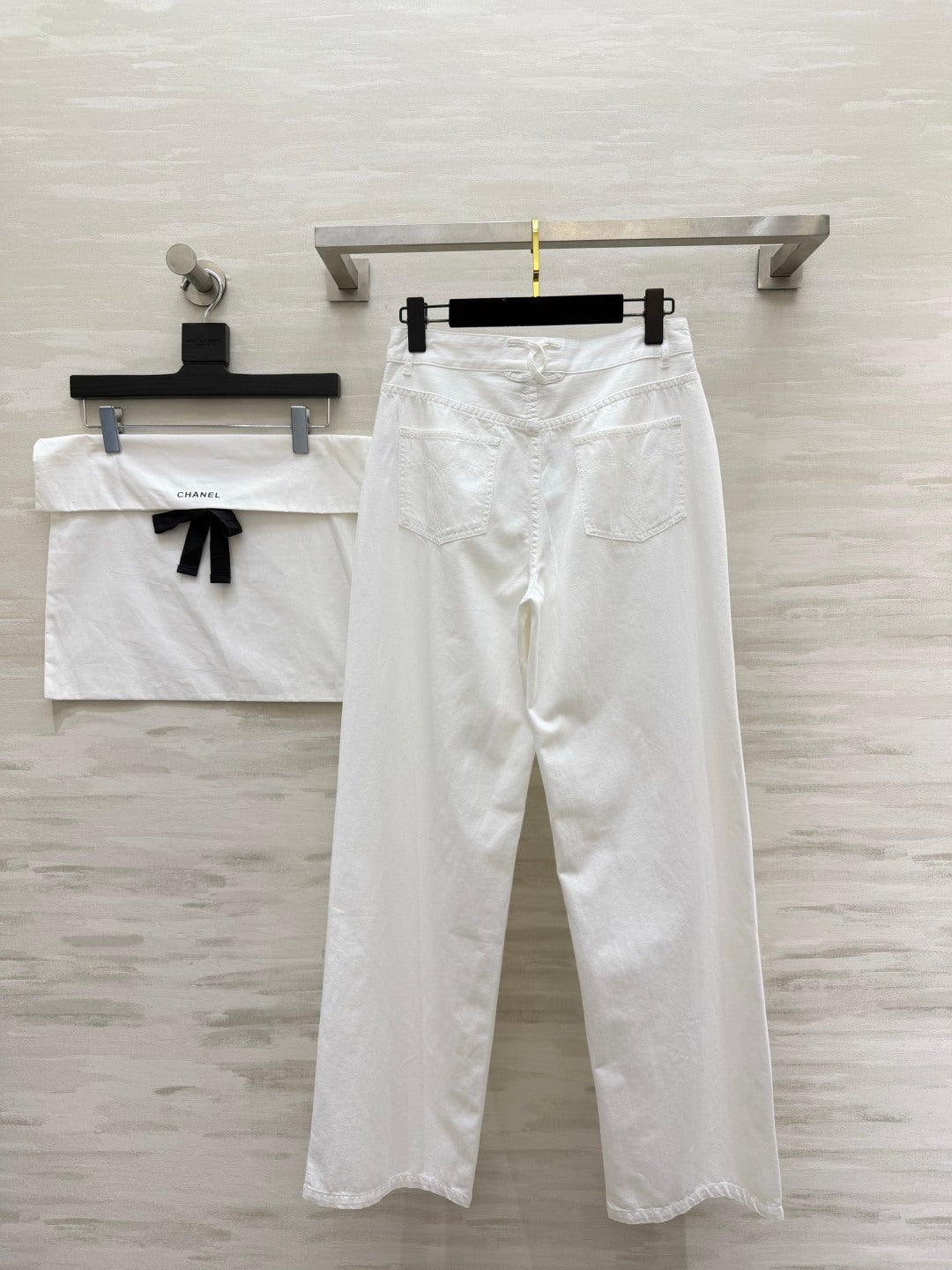 Chanel 26S Straight-Leg Jeans Style 1195