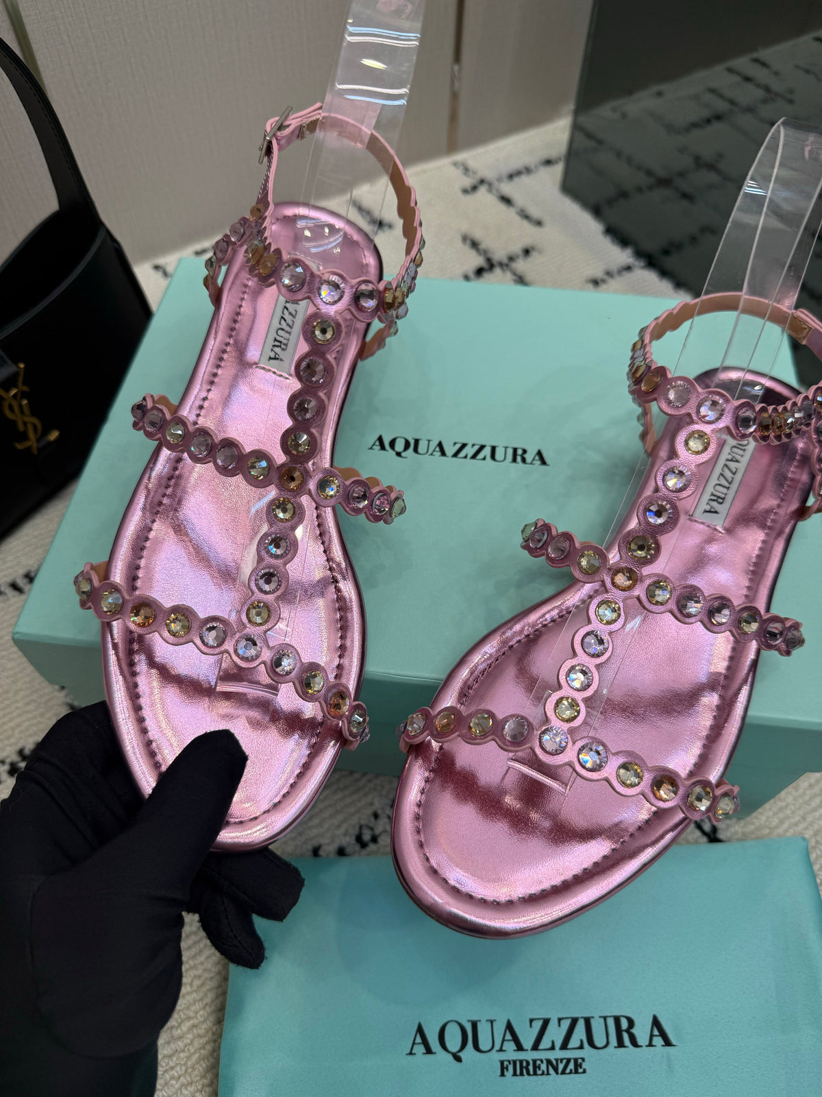 Aquazzura 26s Flat Sandals Metallic Pink Lambskin Crystal-Embellished 305824