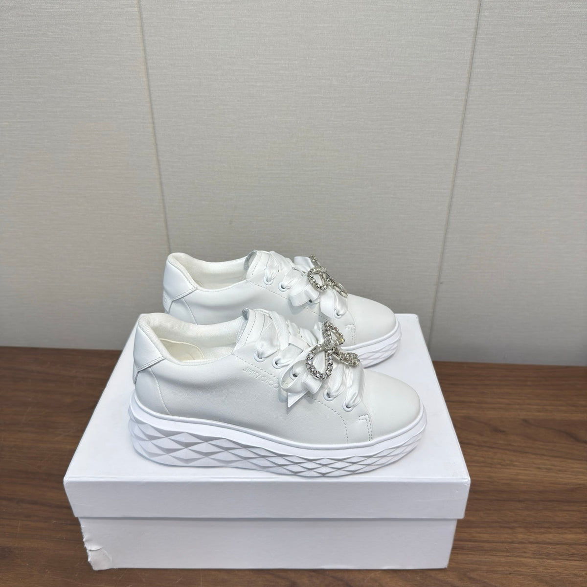 Jimmy Choo 26S Sneakers 5.5cm White Calfskin With Crystal Bow 619472