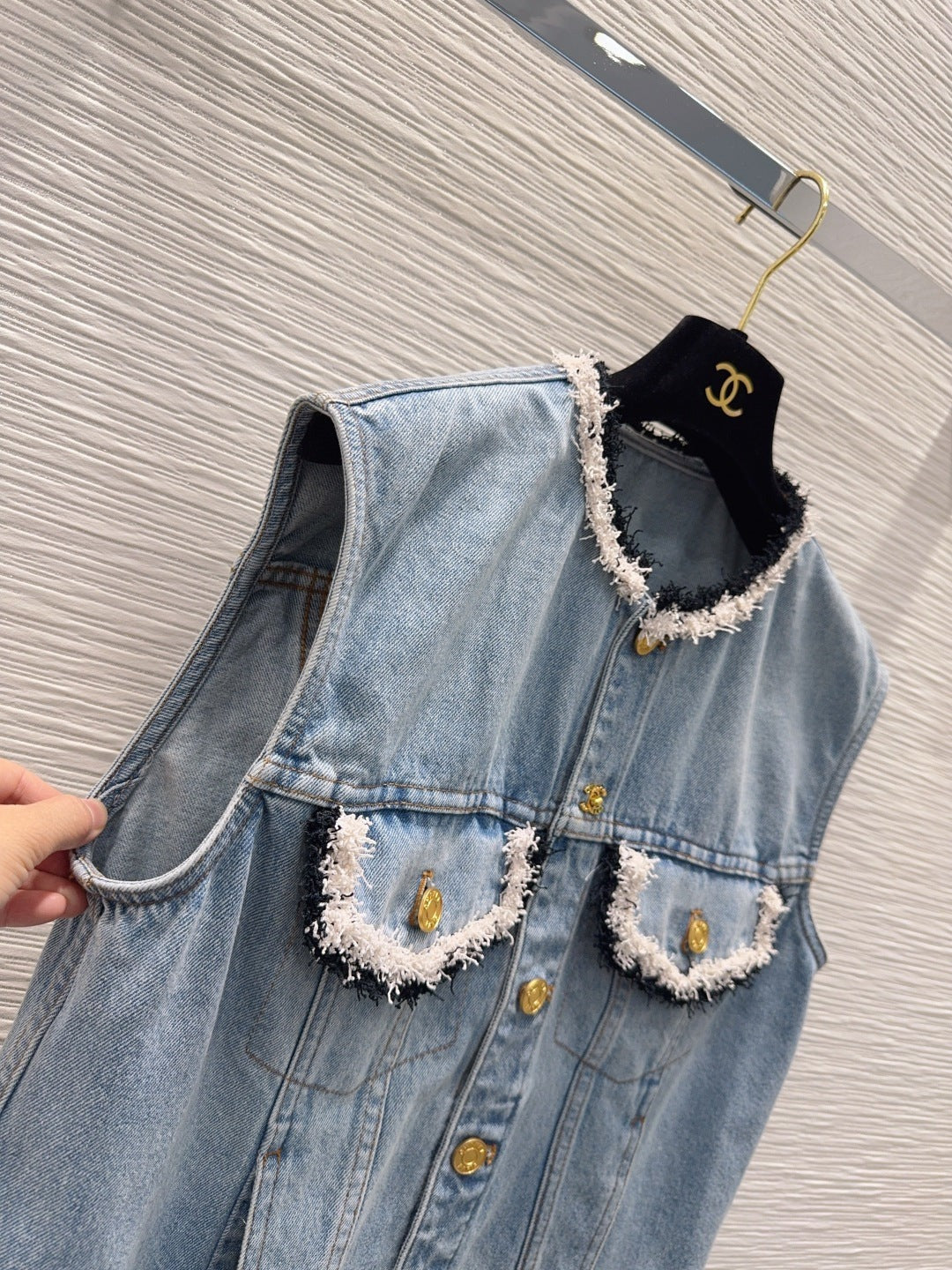 CC 26S Denim Vest Frayed Contrast Trim Gold Buttons Cotton 436527