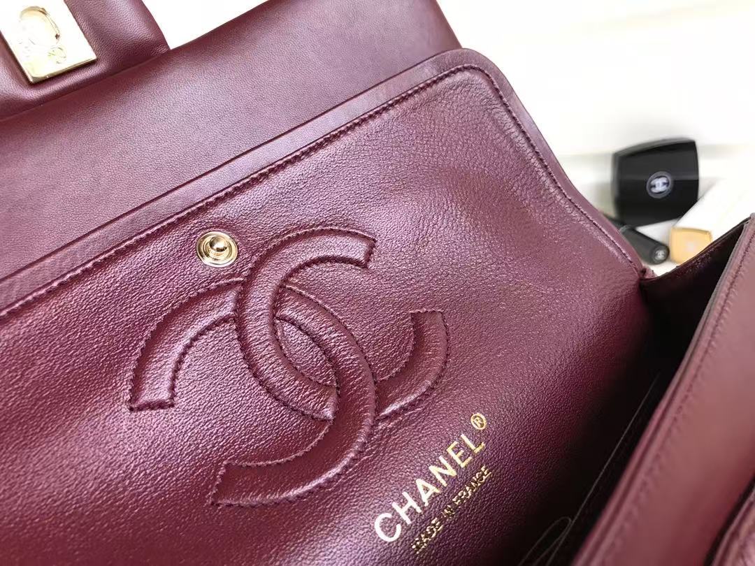CC A1112 Flap Bag 25 Burgundy Quited Lambskin