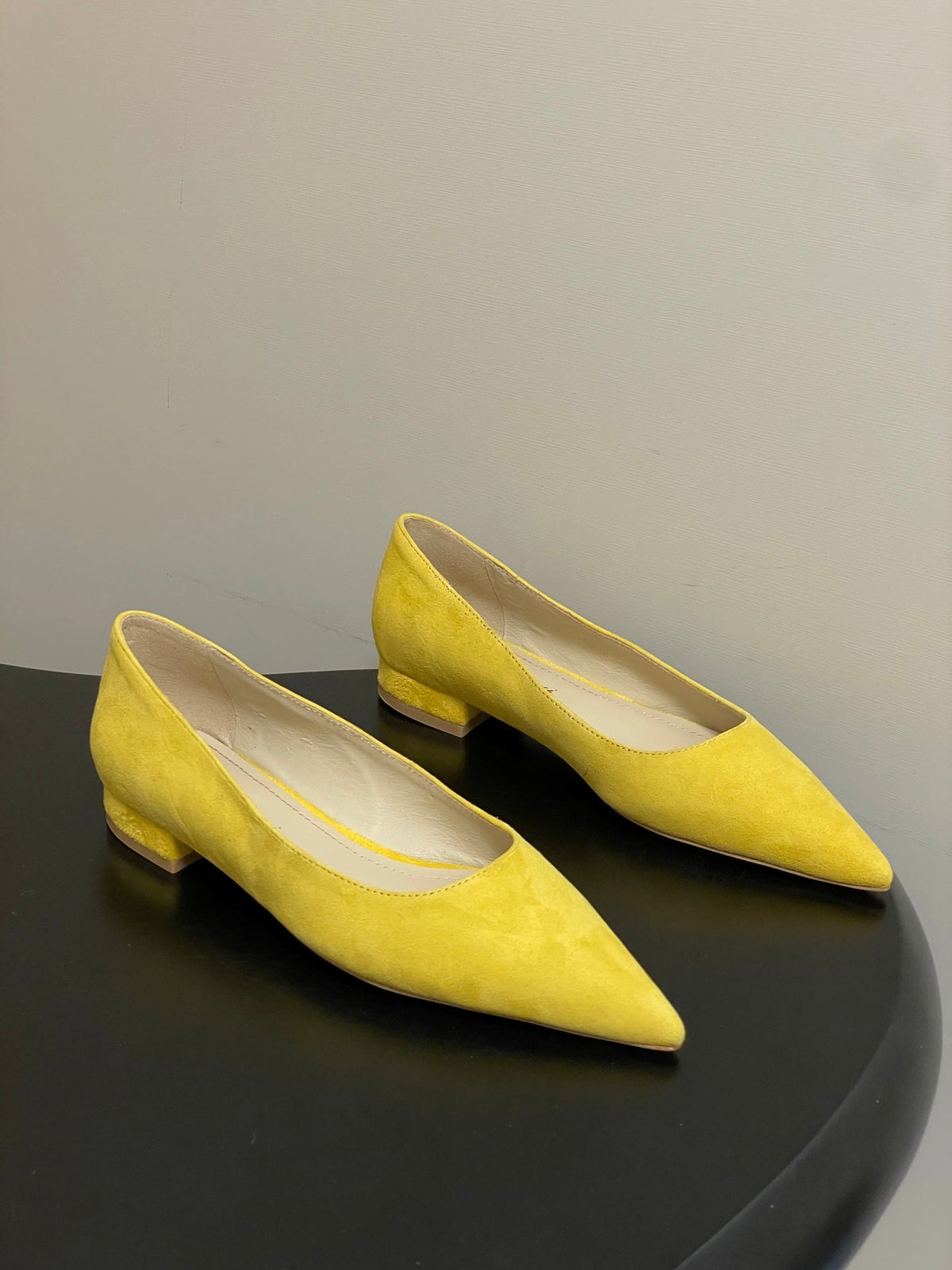 GR 26s Flats Yellow Suede 164786