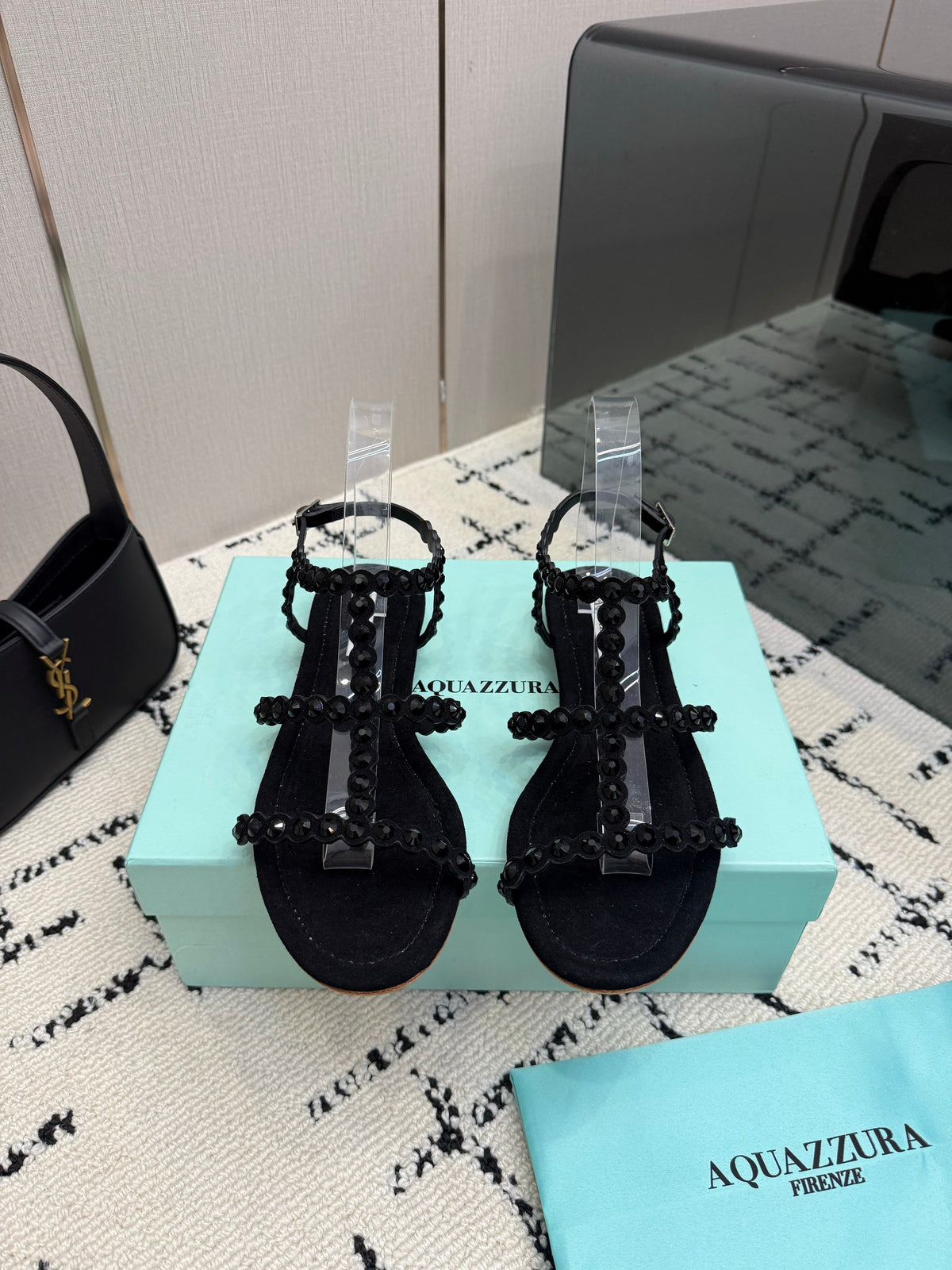 Aquazzura 26s Flat Sandals Black Suede Crystal-Embellished 381054