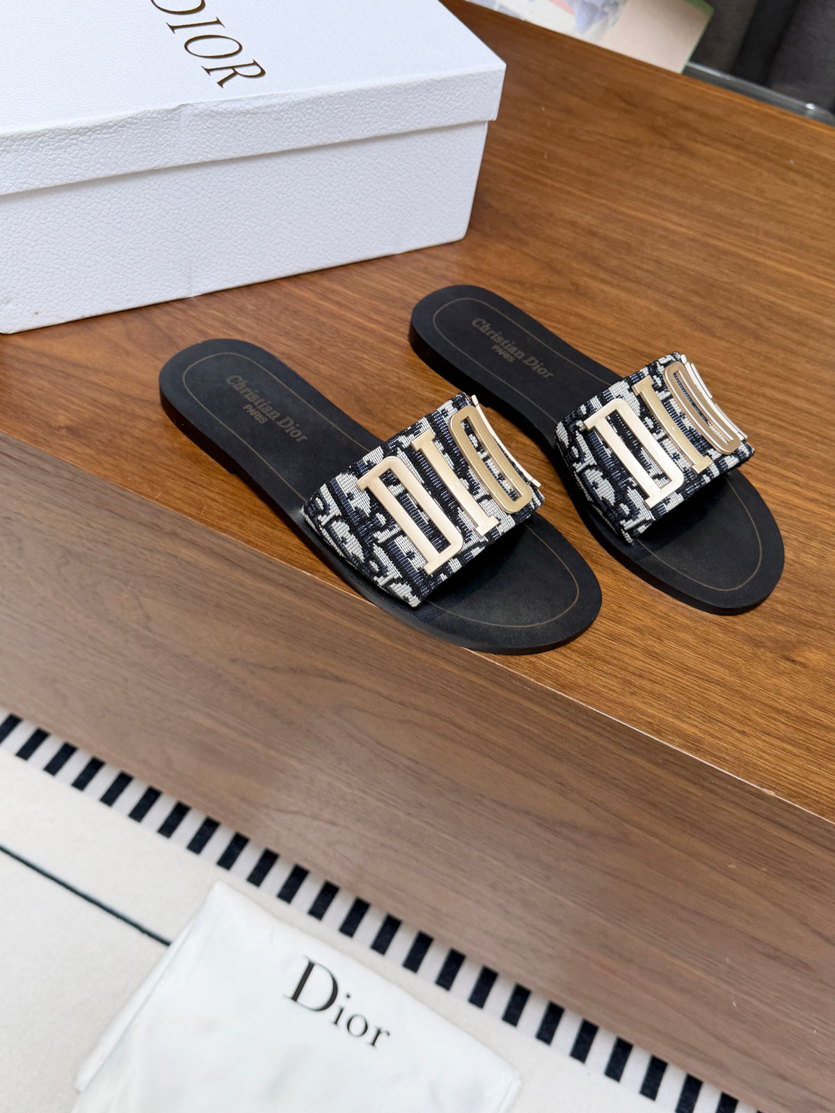 CD 26s D Way Slide Black Dior Oblique Embroidered Cotton With Gold Hardware 395182