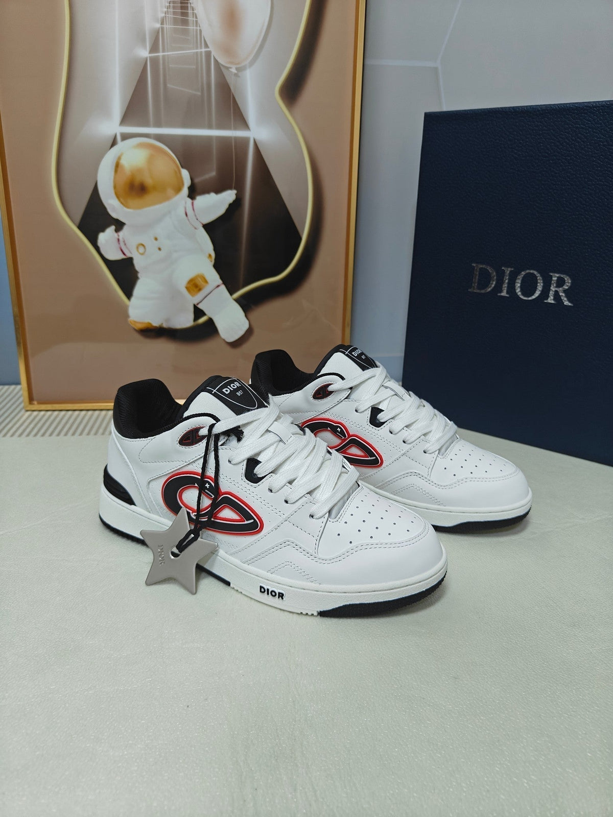 CD 26s Low Top Sneaker White Black Calfskin 518394