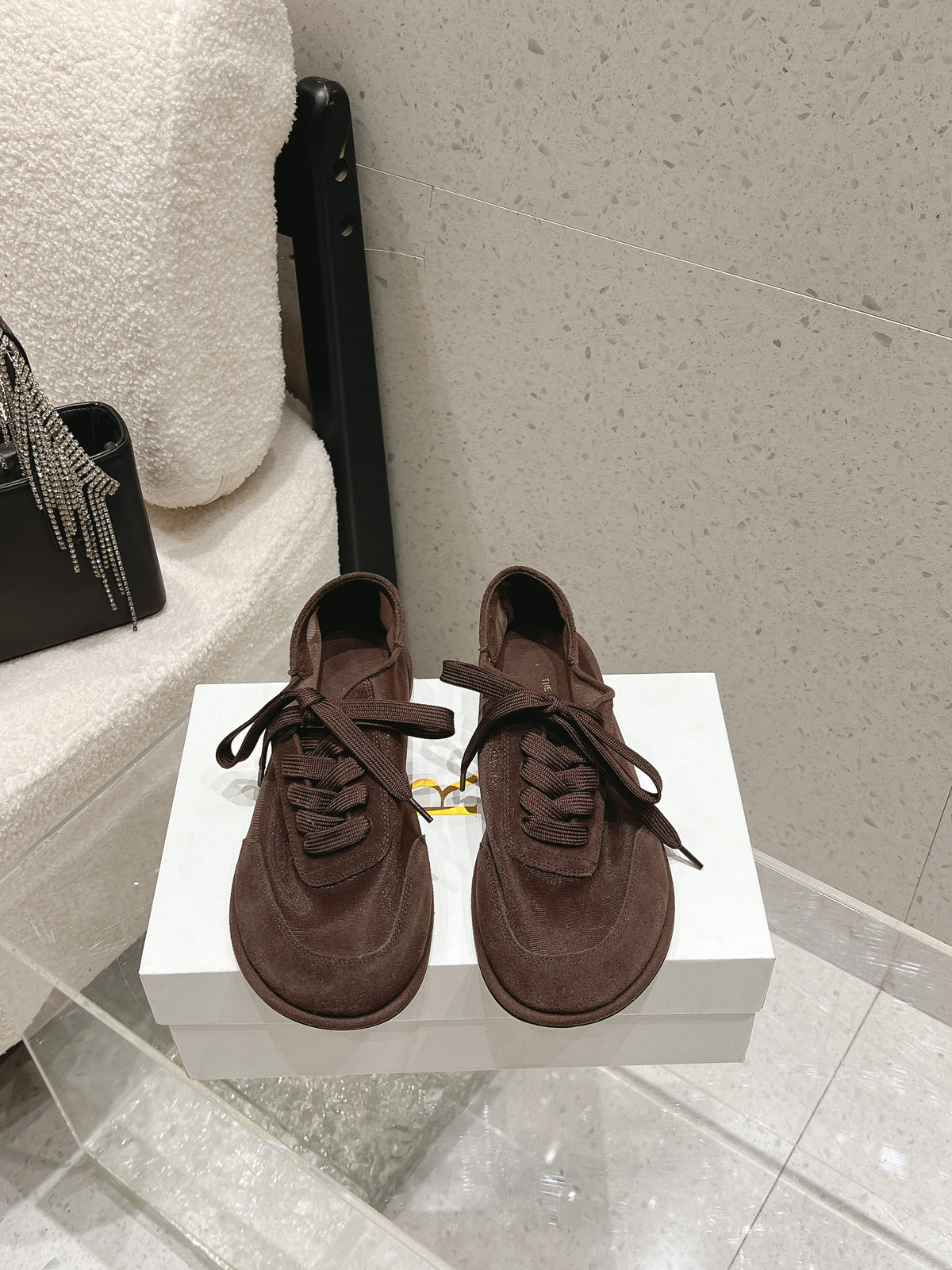 TR Clement Sneakers Medium Calfskin Suede Mesh 178910