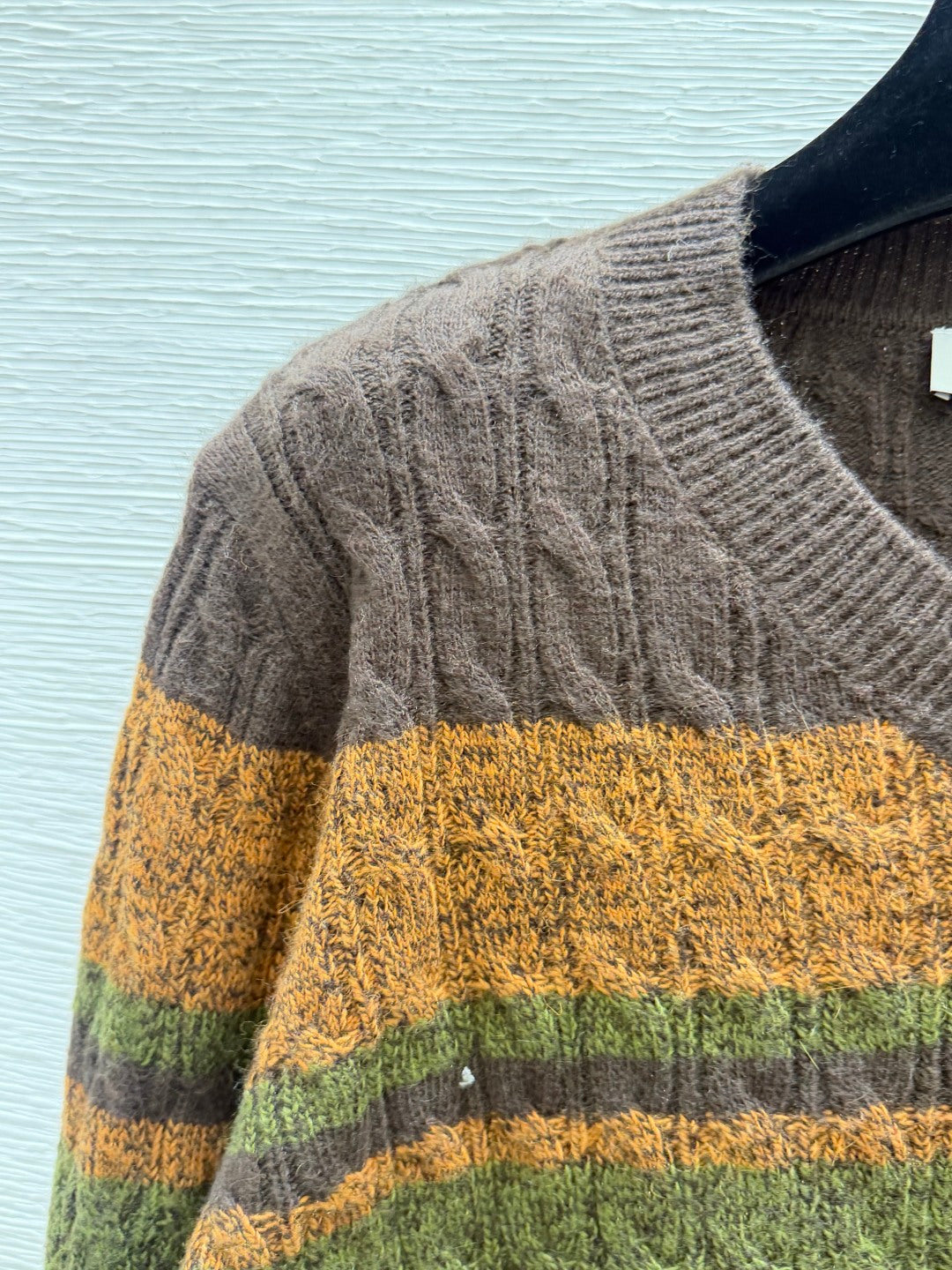 Miu 26FW Cable-Knit V-Neck Striped Sweater Brown Multi-Color Wool 313356