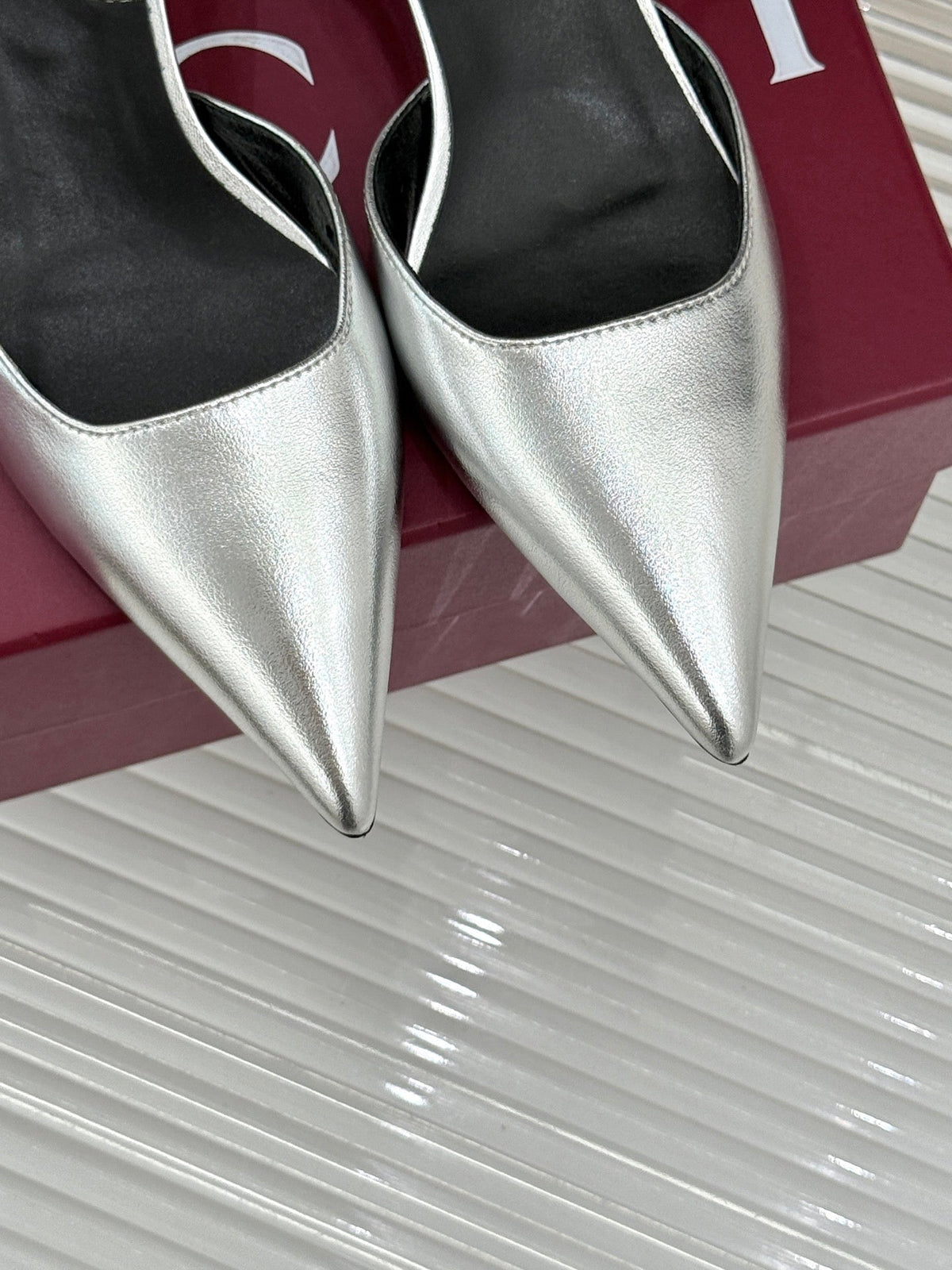 Gucci 26s High Heels 5.5cm Silver Lambskin