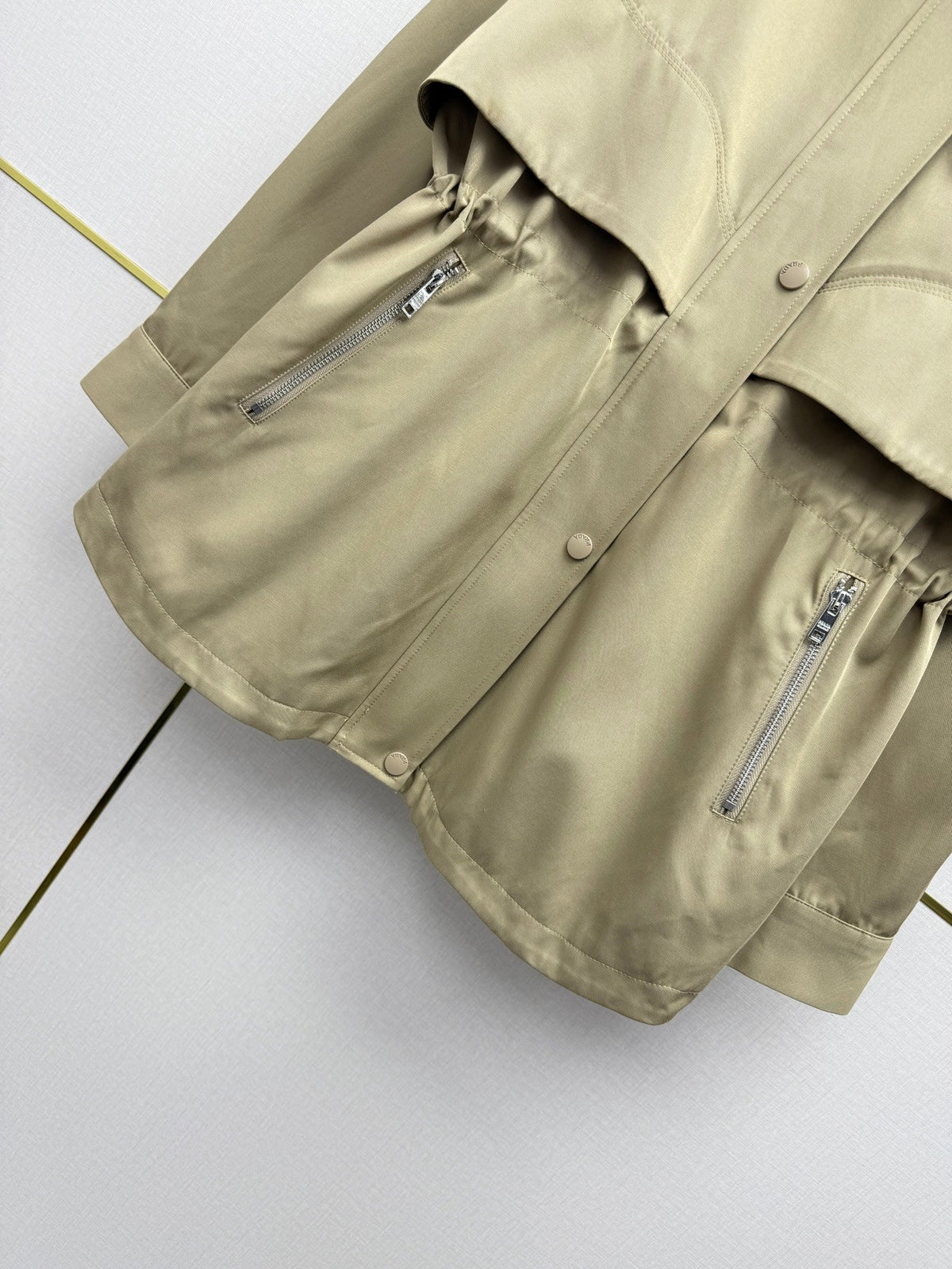 Prad 26SS Mid-Length Coat Triangle Logo Badge Drawstring Waist Beige Cotton 437536