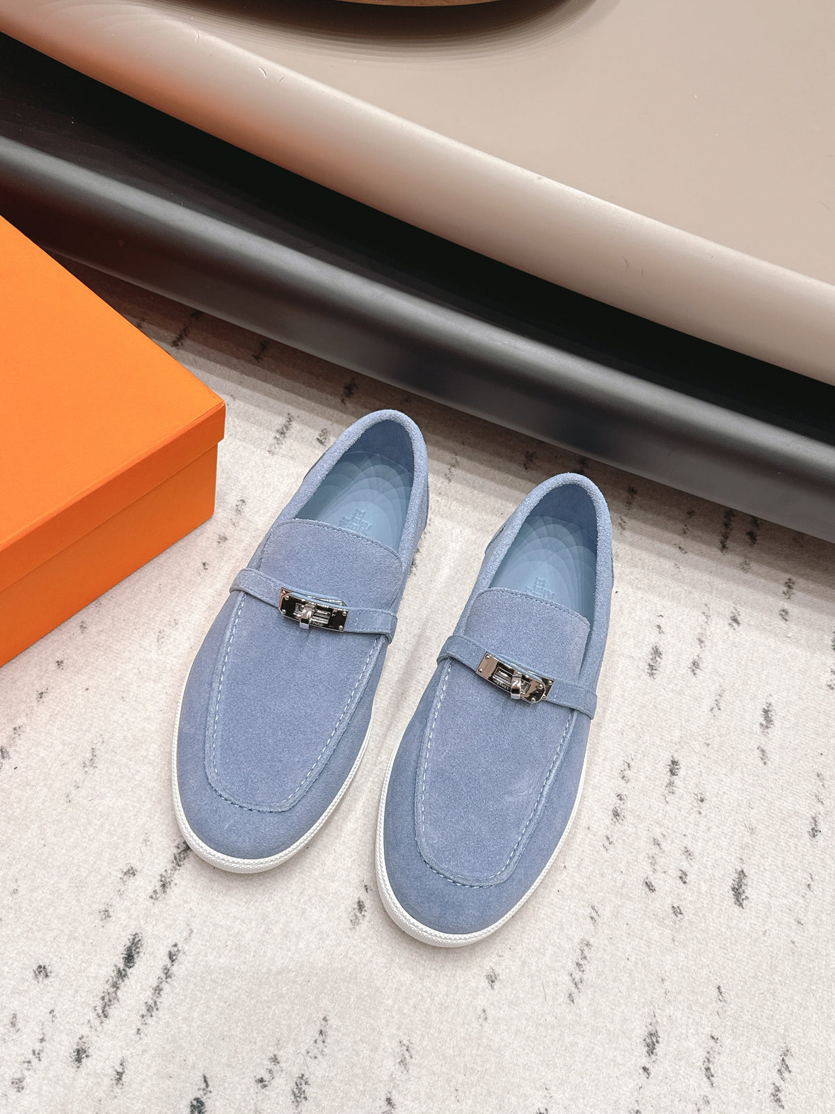 HM 26S Kelly Paris Loafers Light Blue Suede Silver Hardware