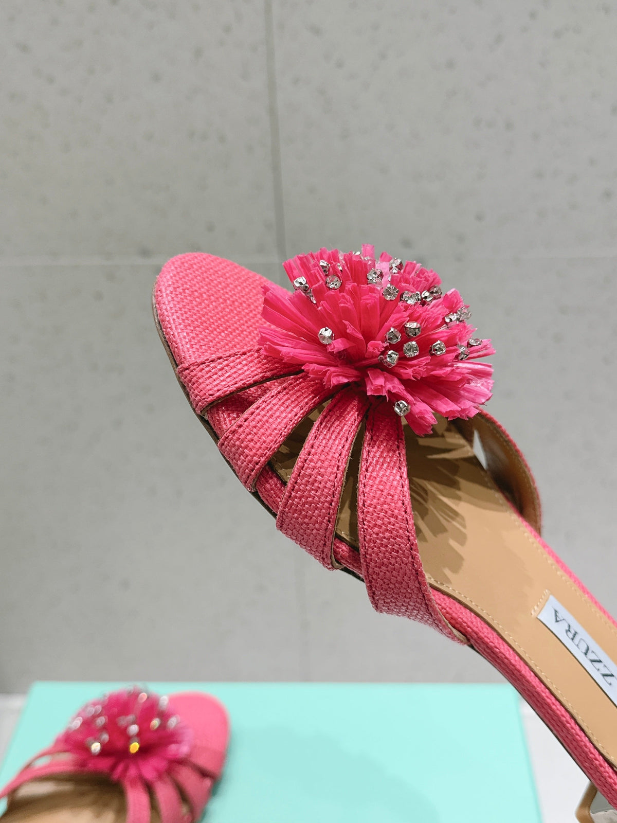 Aquazzura 26s Sandals Pink Woven Raffia 820471