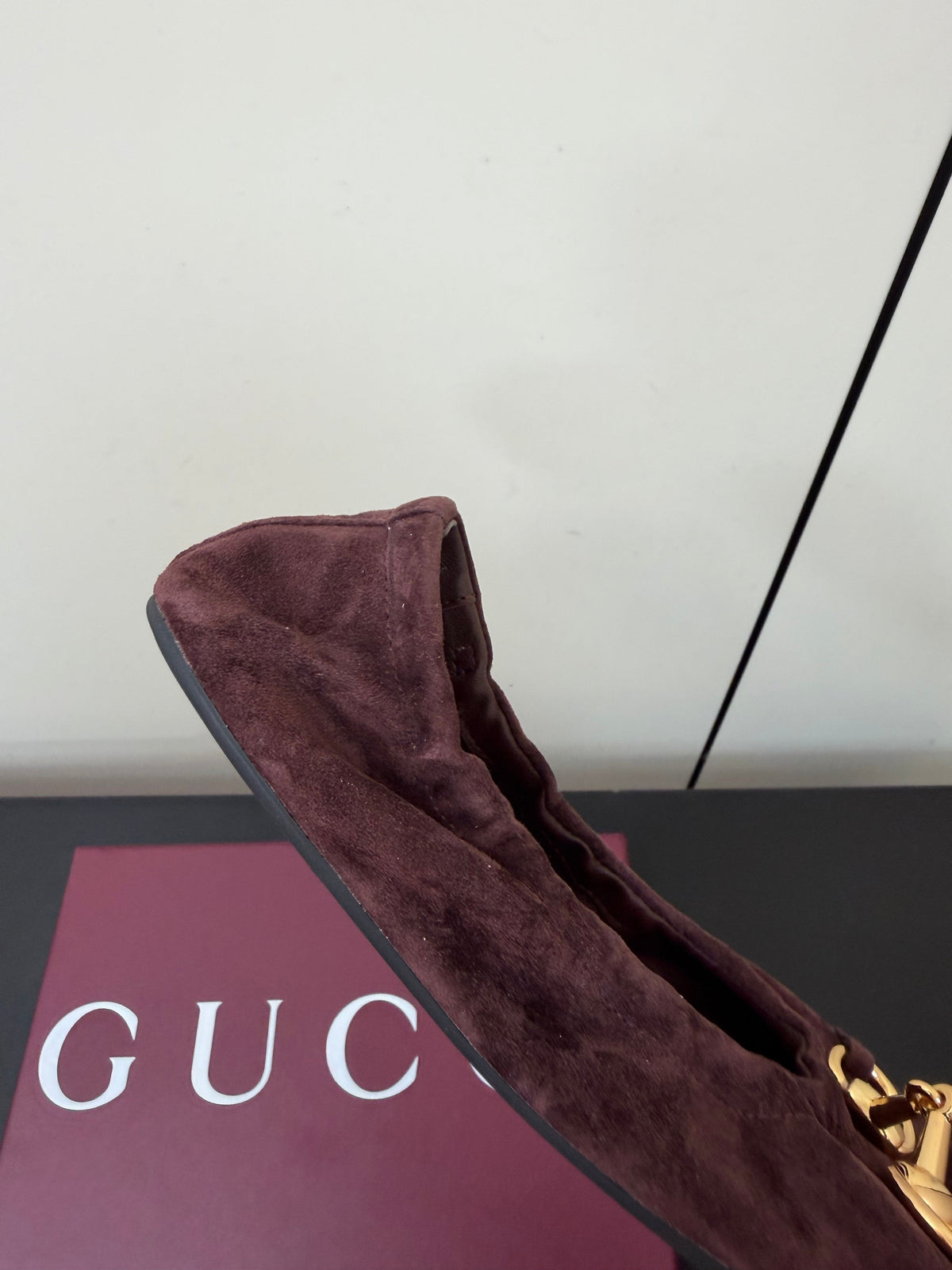 Gucci 26S Ballet Flats In Dark Brown Suede Gold Hardware