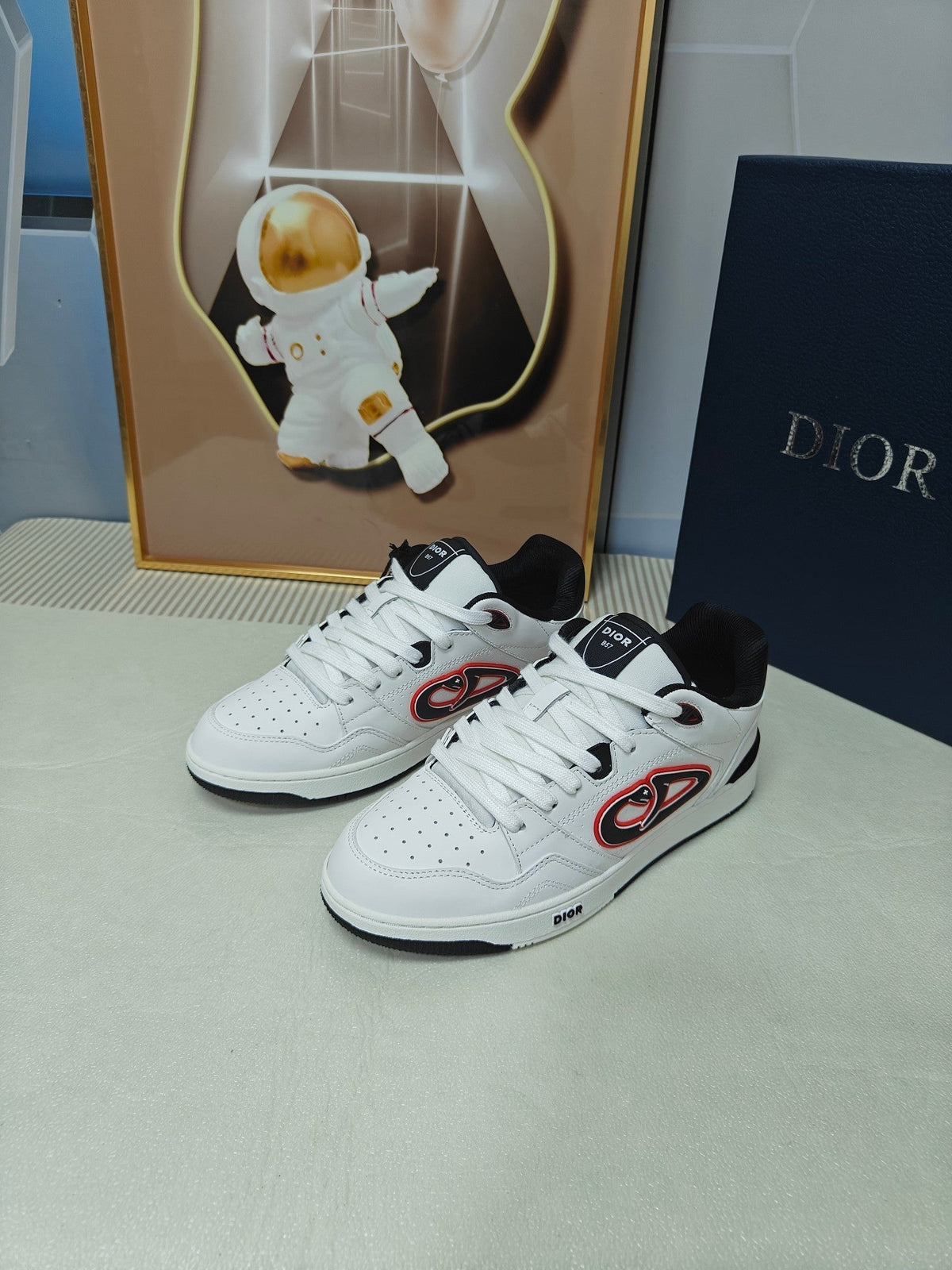 CD 26s Low Top Sneaker White Black Calfskin 518394