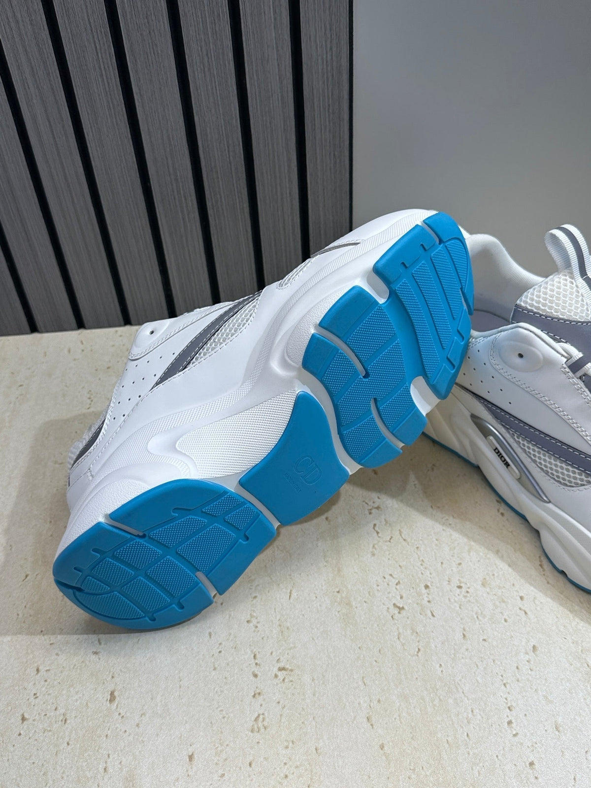 CD 26s Men B22 Sneakers White Grey Light Blue Sole 284915