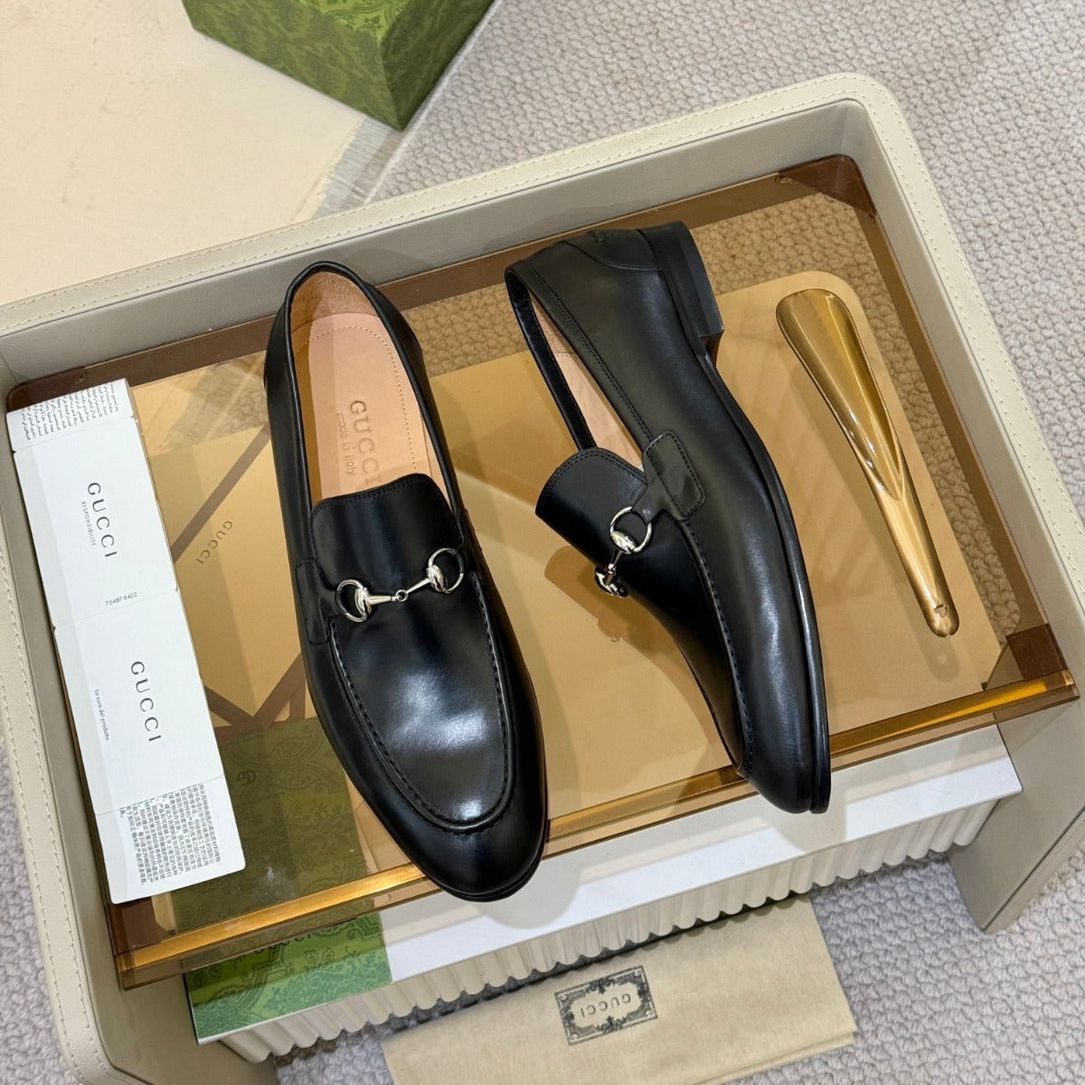 Gucci 26s Men Loafers Black Leather 156863