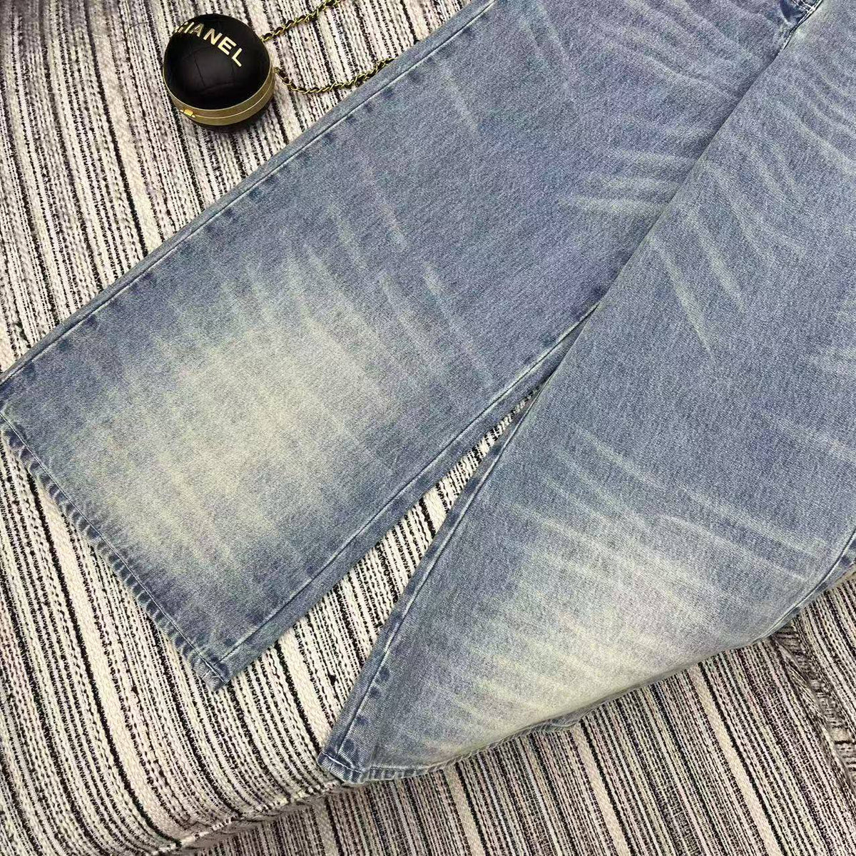 Chanel 26S Jeans 1420
