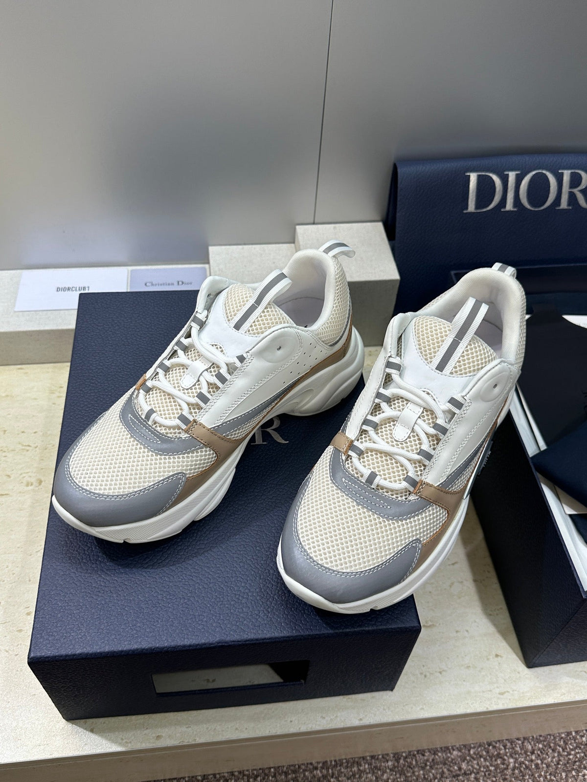 CD 26s Men B22 Sneakers White Grey Khaki Mesh 391485