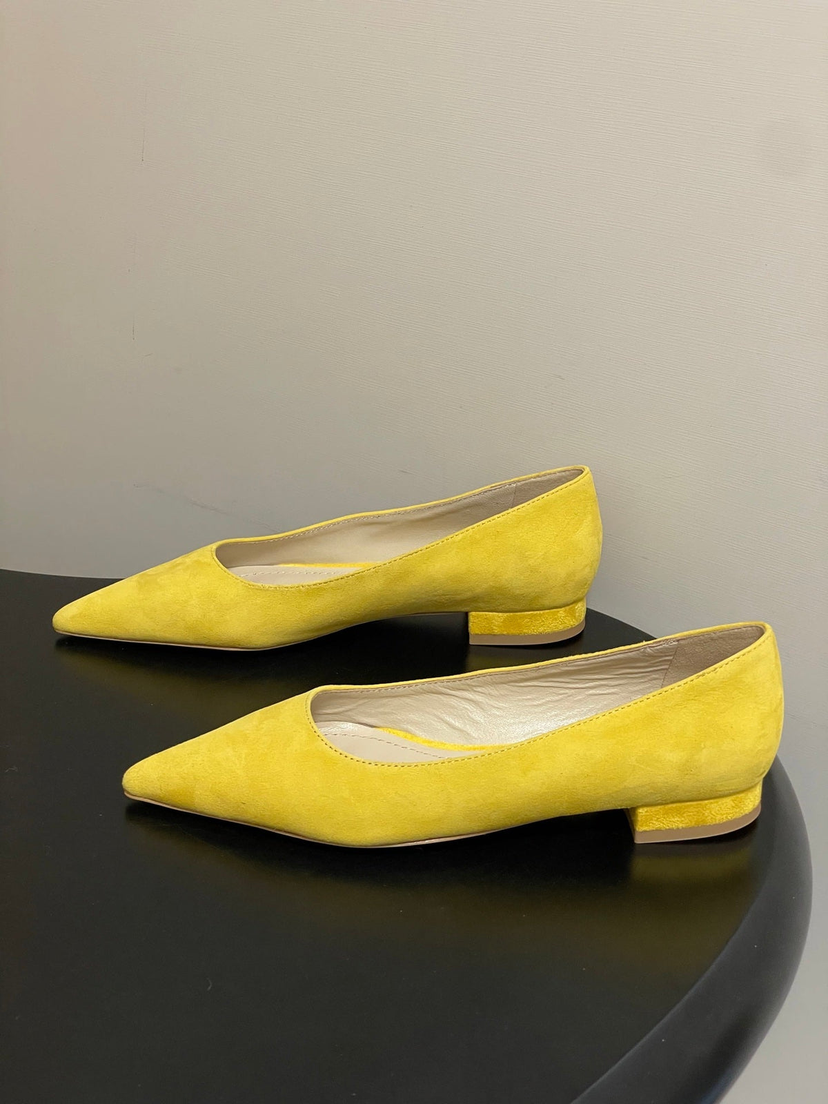 GR 26s Flats Yellow Suede 164786