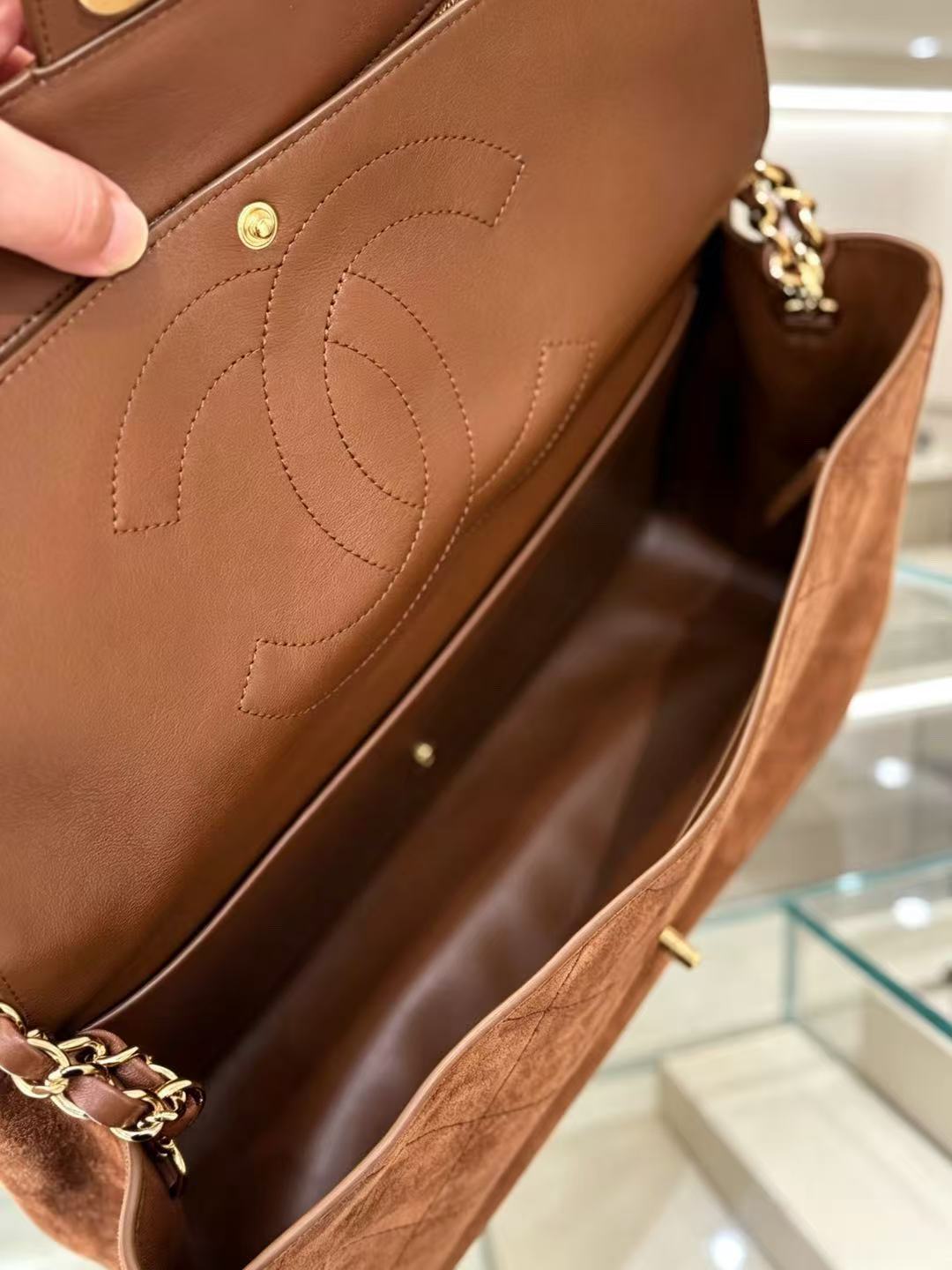 CC Souplissimo Maxi Flap 32 cm Handbag Camel Suede Calfskin