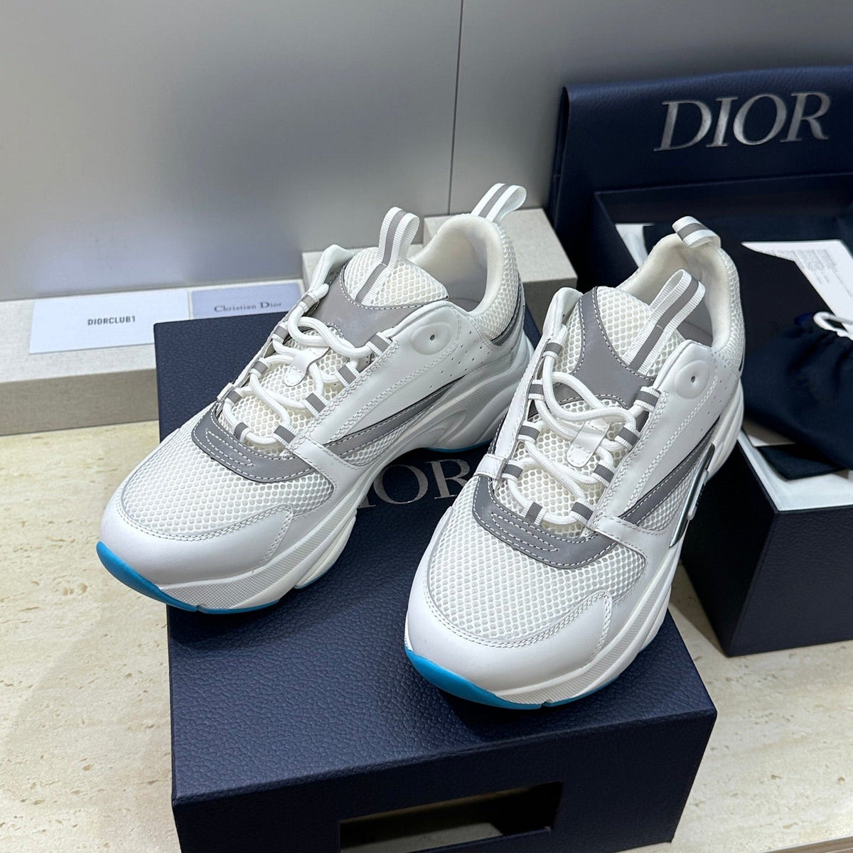 CD 26s Men B22 Sneakers White Grey Light Blue Sole 284915