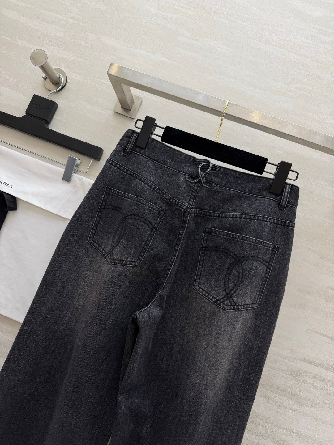 Chanel 26S Straight-Leg Jeans Style 1193