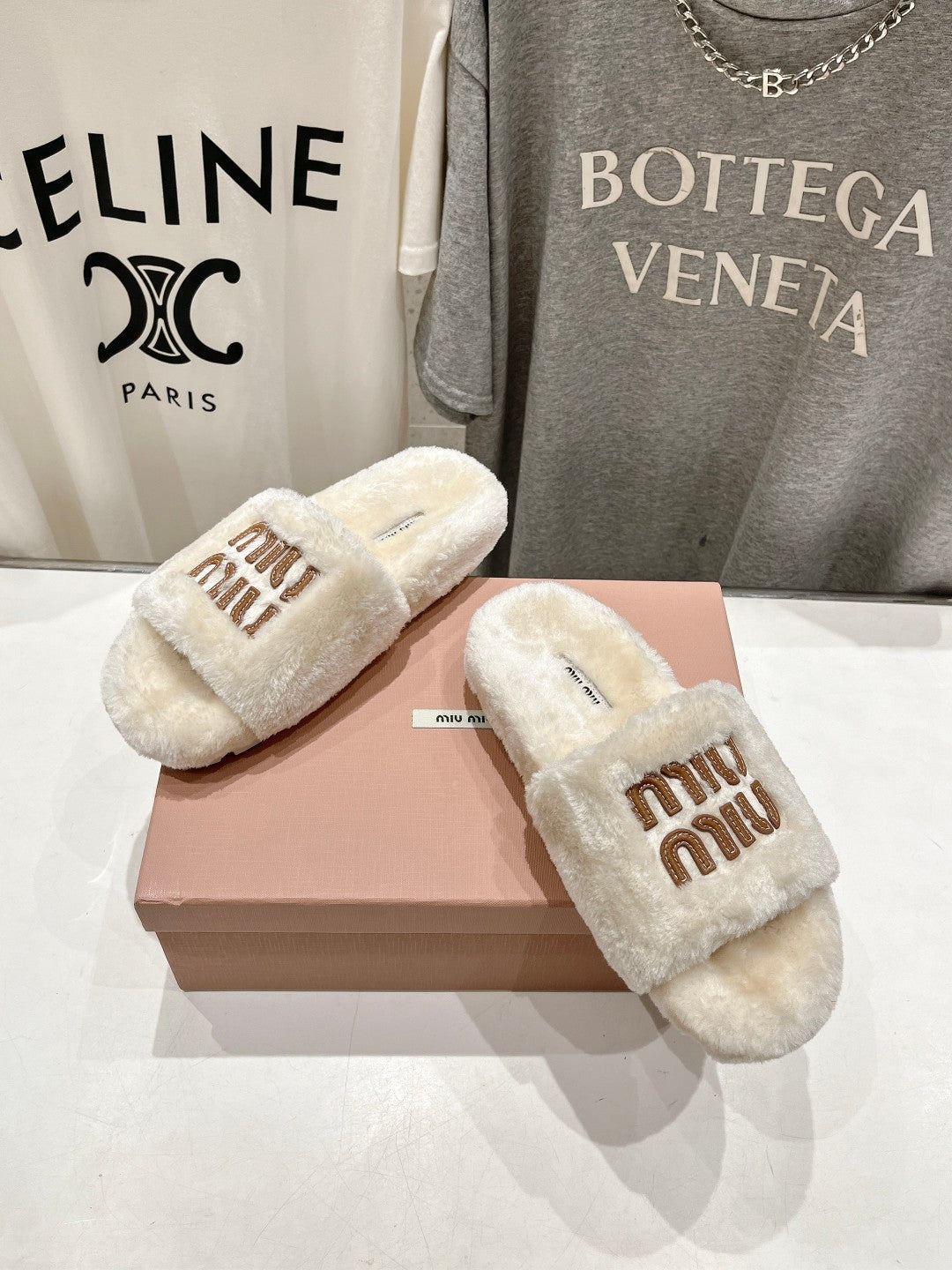 Miumiu 26s Flat Slides Cream Beige Shearling