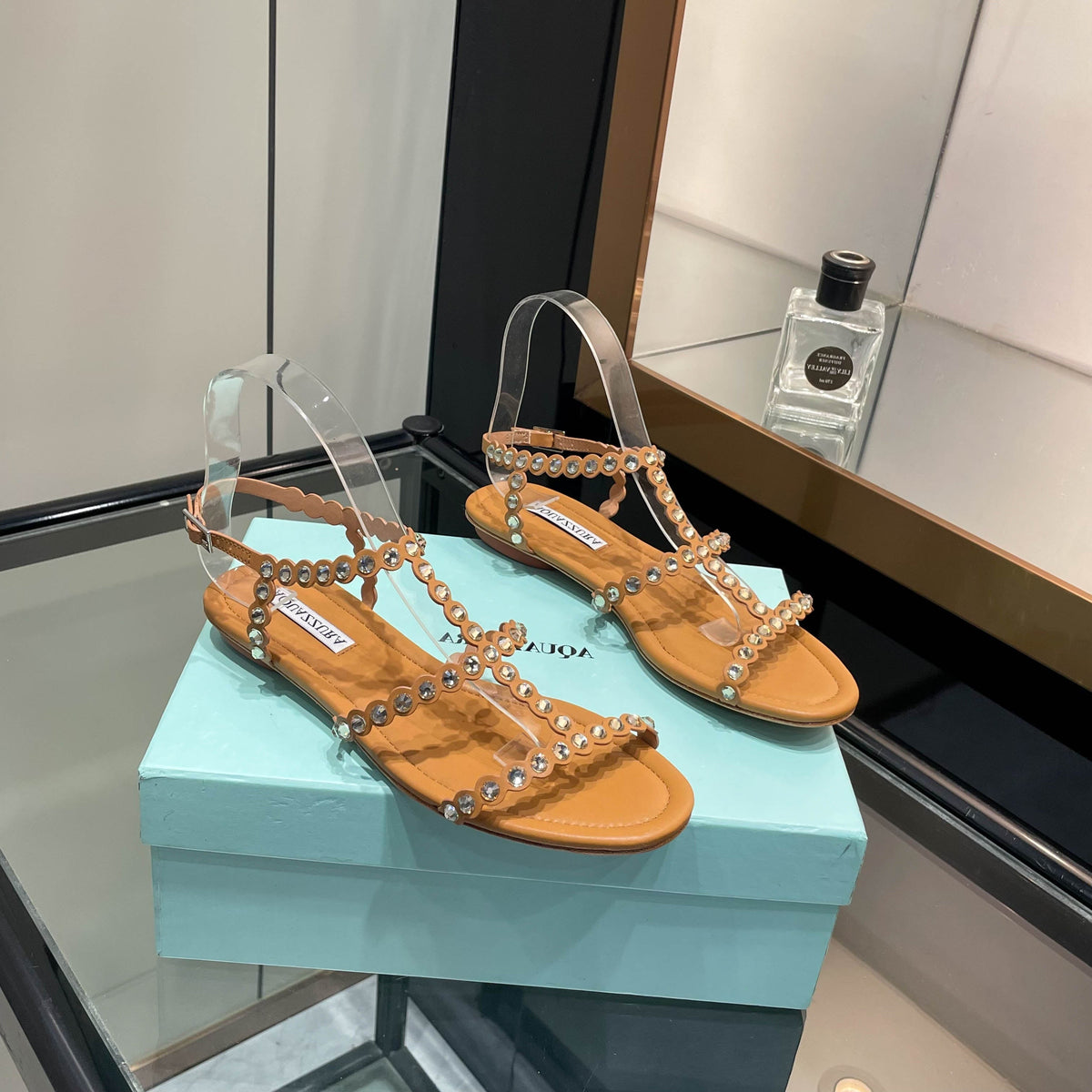 Aquazzura 26s Flat Sandals Camel Calfskin Crystal Embellished 492715