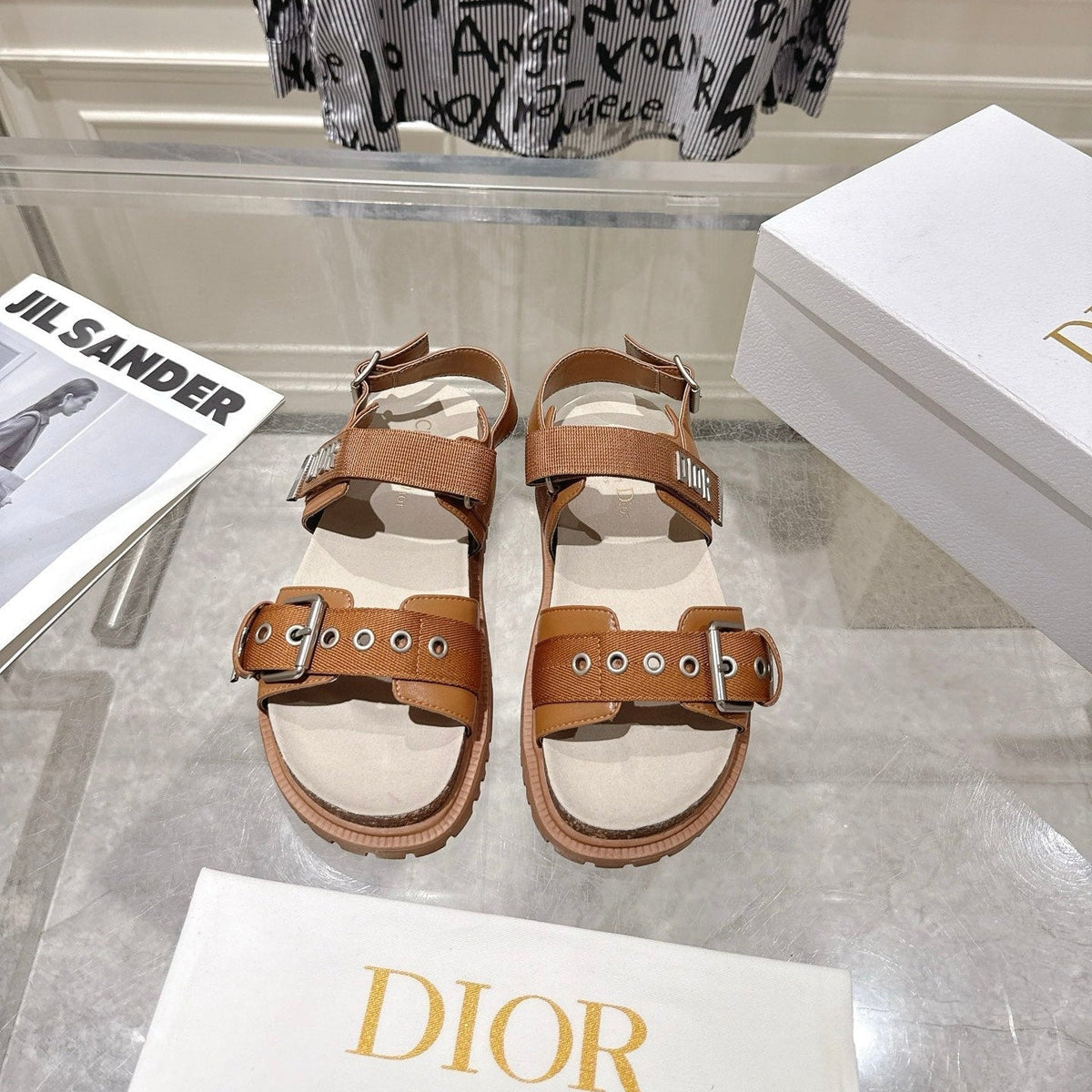 CD 26s Buckle Sandals Brown Canvas 385921