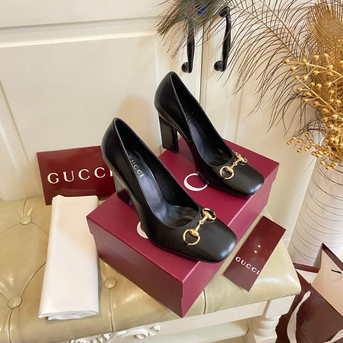 Gucci 26s Horsebit Mid-Heel Pumps 10cm Black Calfskin