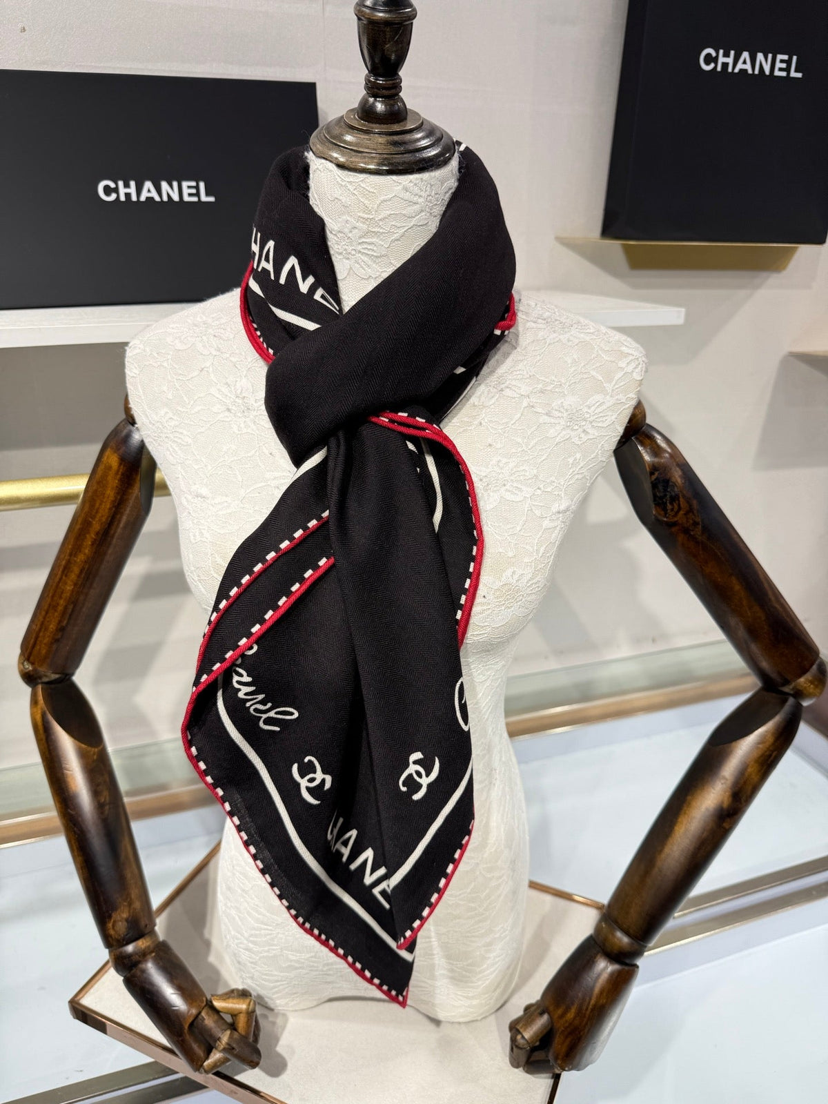 Chanel 2026 Chain Scarf Black Silk Cashmere 219220