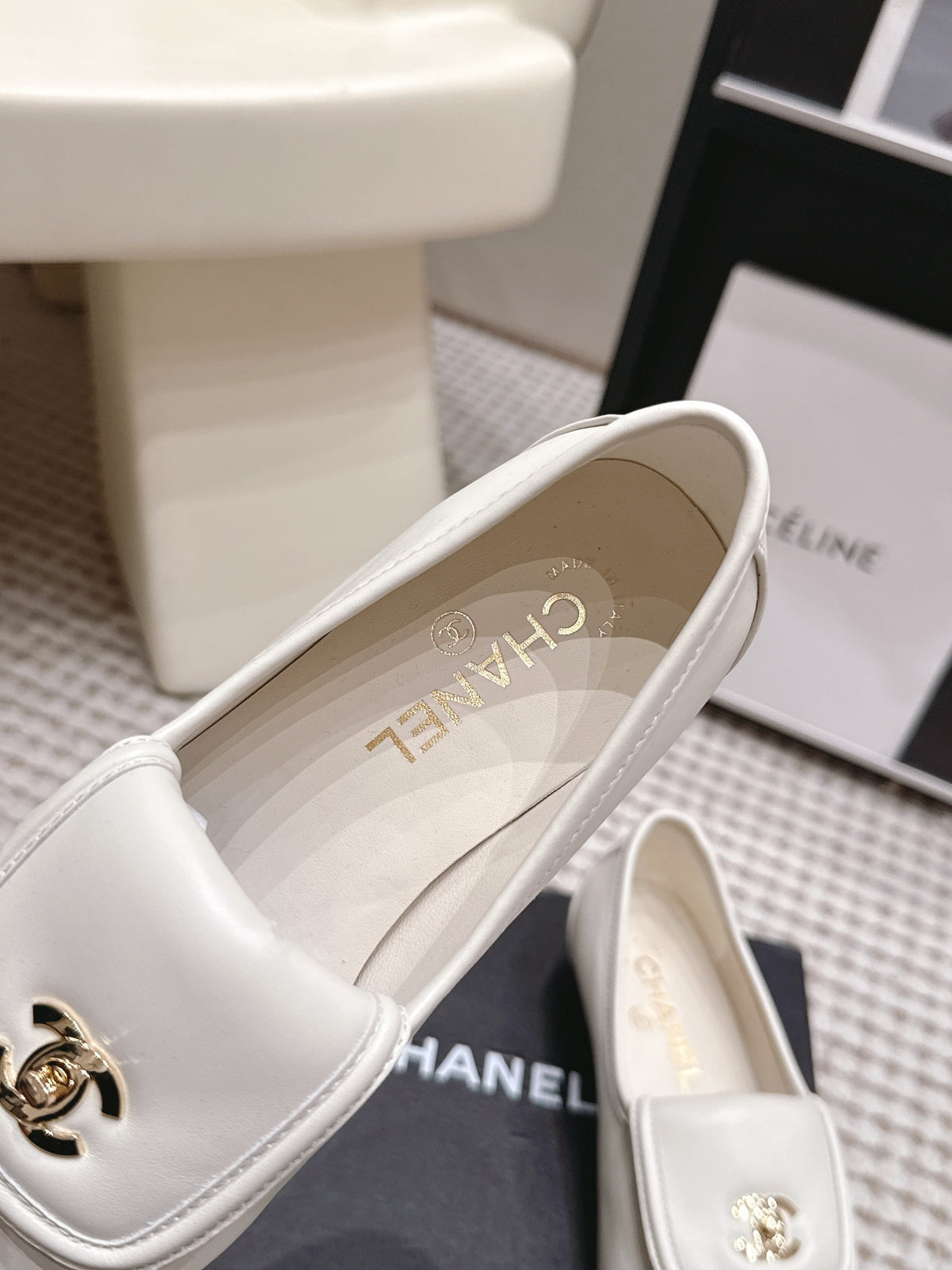 CC 26S Loafers in White Calfskin with Gold-Tone CC Logo