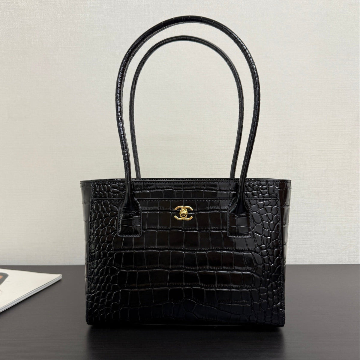 Chanel 2026 Cerf Executive Shopper Tote Bag 28cm Calfskin