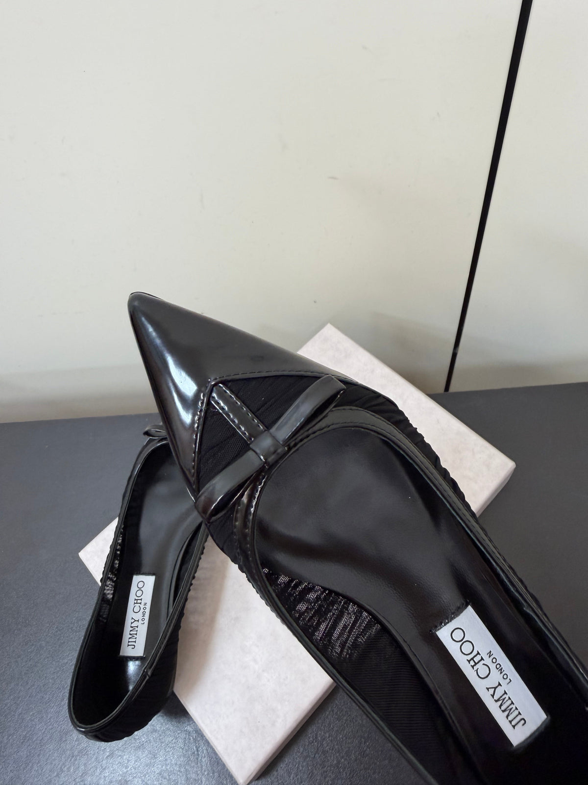 Jimmy Choo 26S Pointed-Toe Flats Black Lambskin 371946