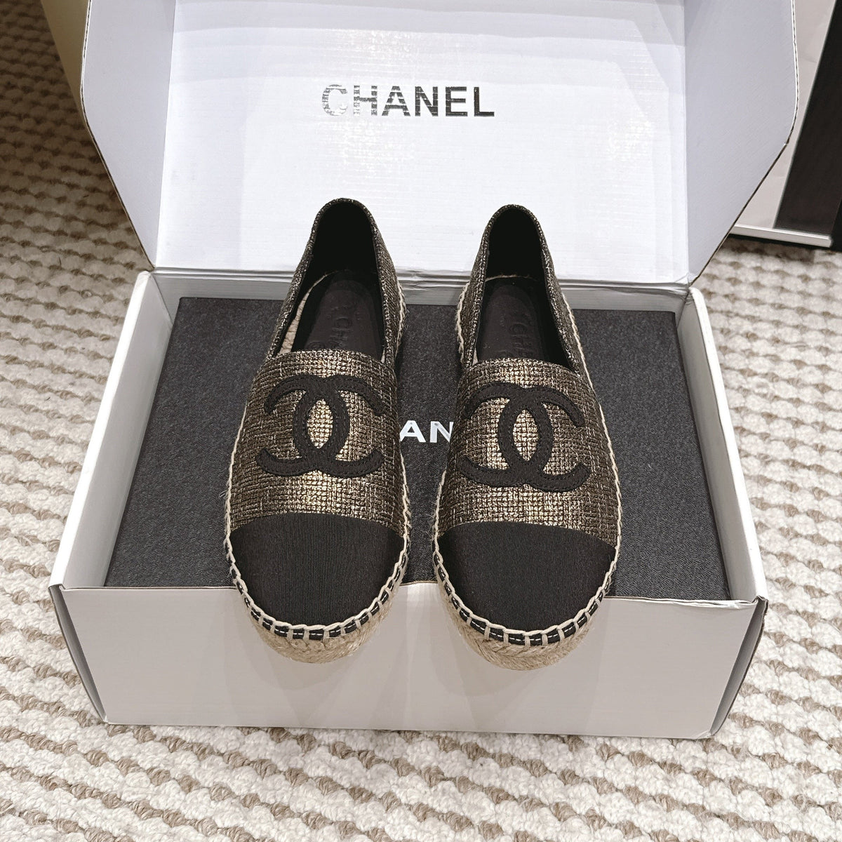 CC 26S Slip-Ons in Gold Bronze Mix Black Fabric