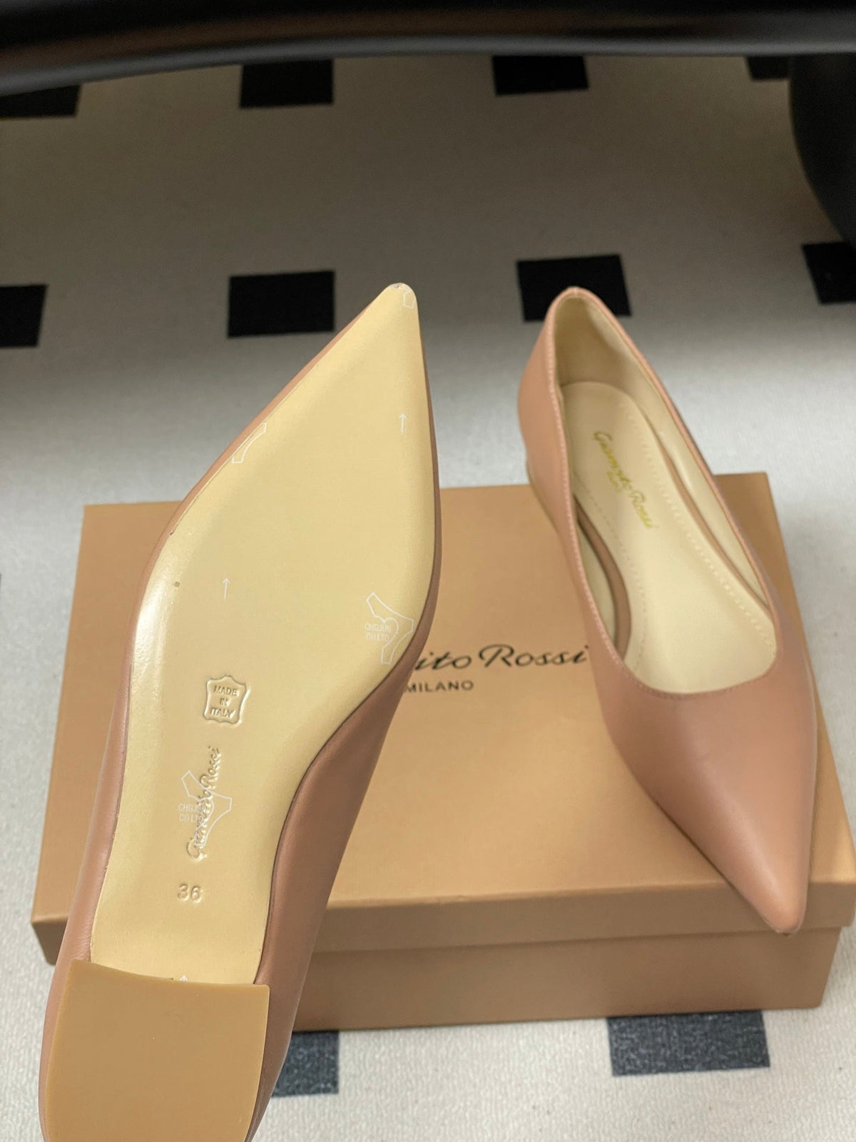 GR 26s Flats Nude Calfskin 164795
