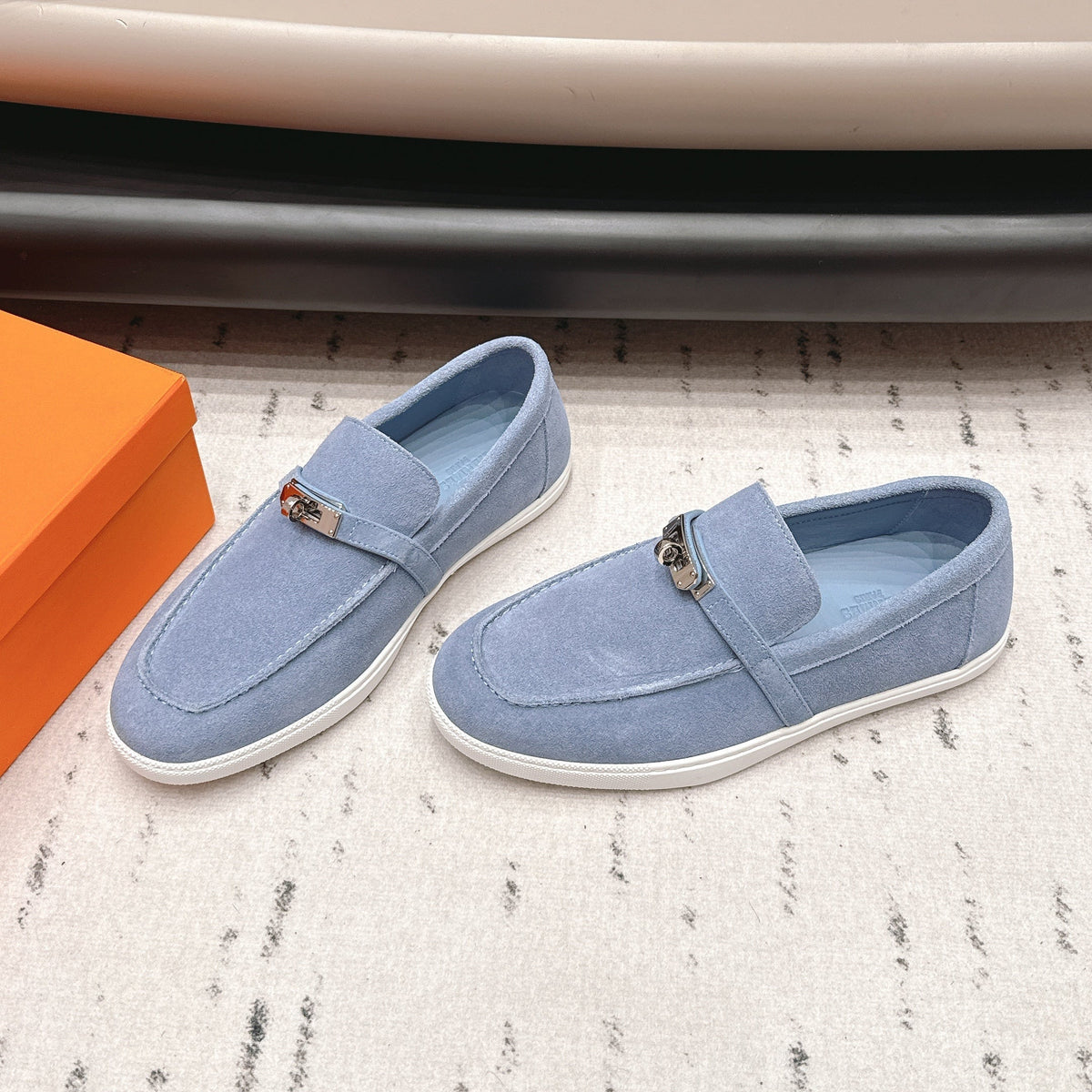 HM 26S Kelly Paris Loafers Light Blue Suede Silver Hardware