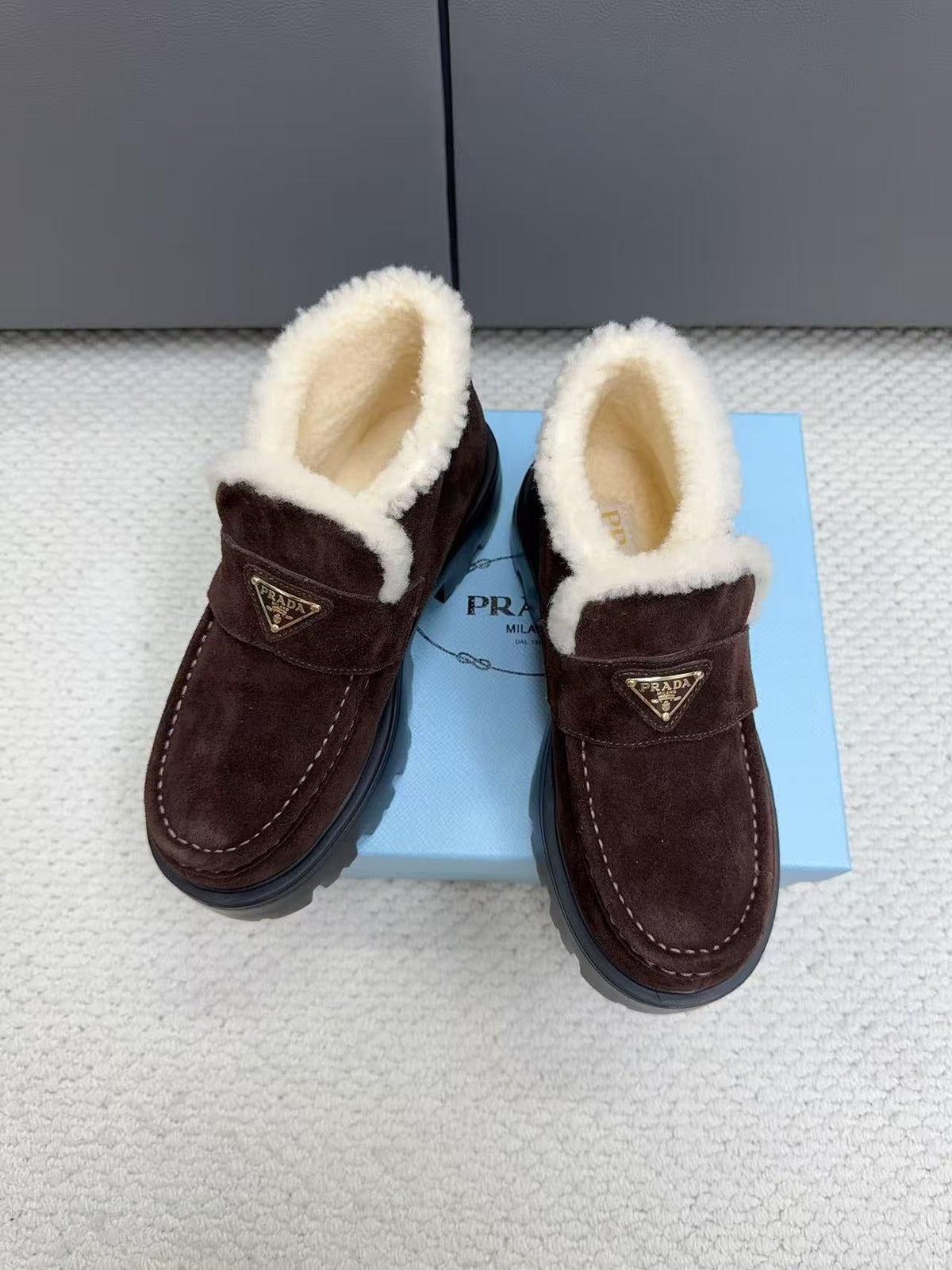 Prad 26ss Rounded Loafers Dark Brown Shearling Suede