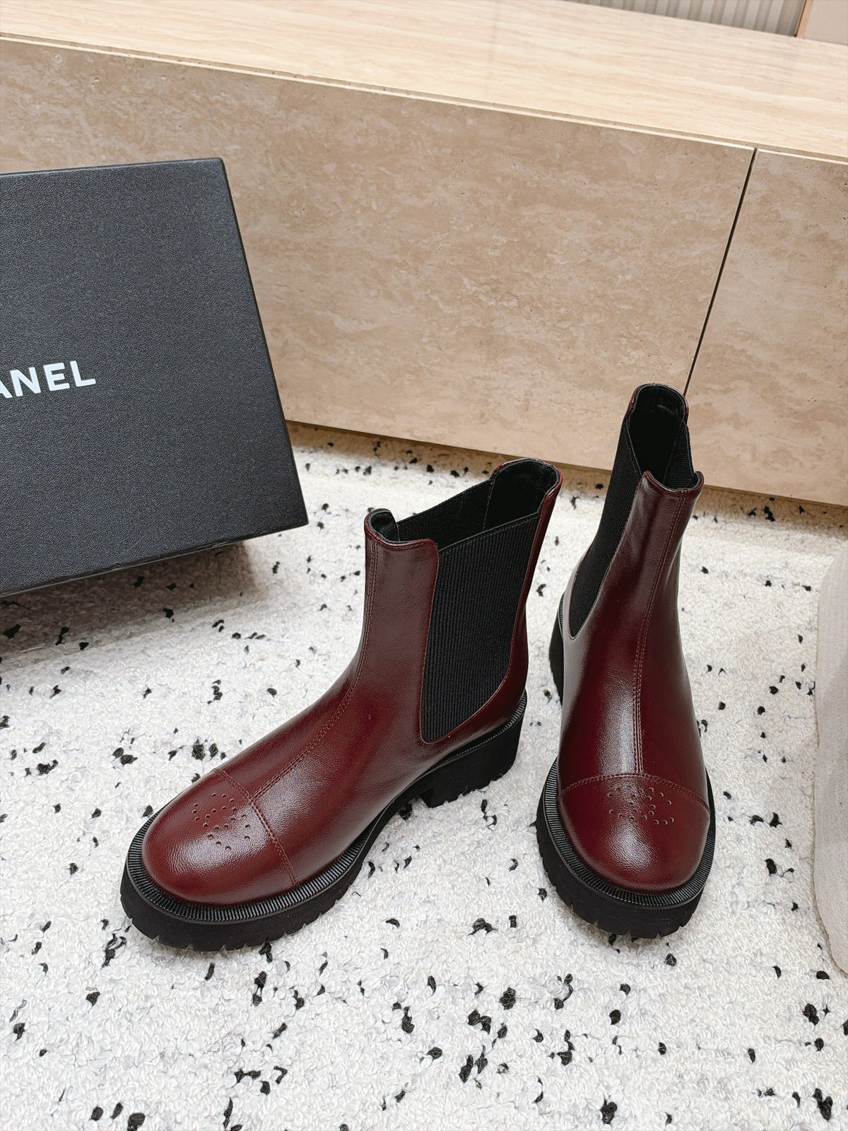 CC Dr. Martens-Style Chelsea Ankle Boots Leather 180275