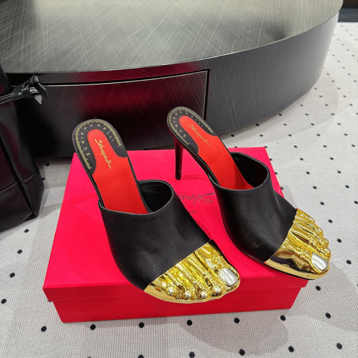 MS Trompe L'oeil Toe Mules 10.5cm Black Gold Leather Blend With Silk