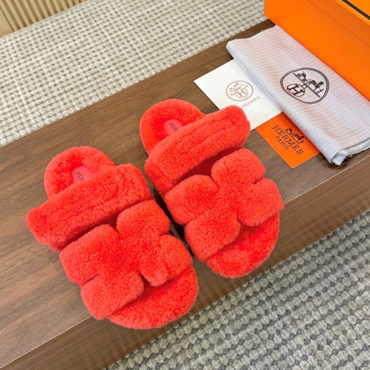 HM 26s Chypre Sandals Orange Shearling 175170