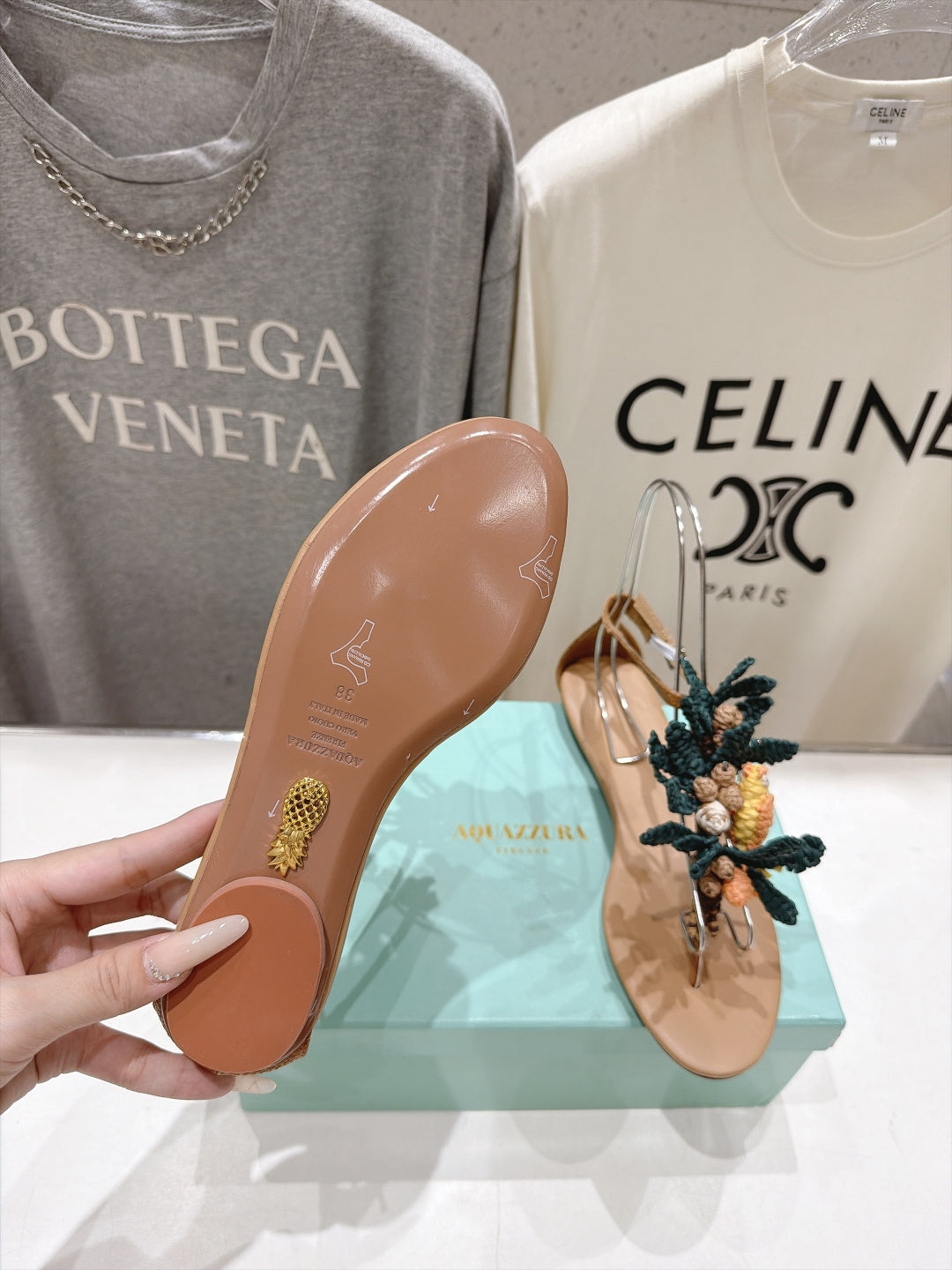 Aquazzura 26s Floral Applique Thong Sandals Brown Calfskin 618402