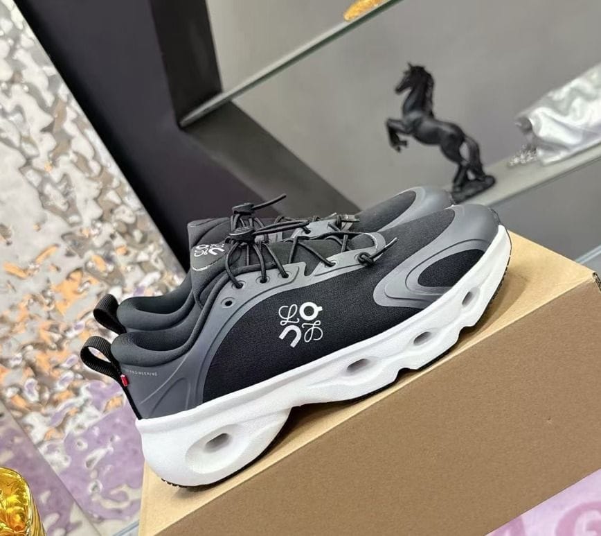 Loewe 26s On Running Cloudsolo x Loewe White Black Mesh TPU