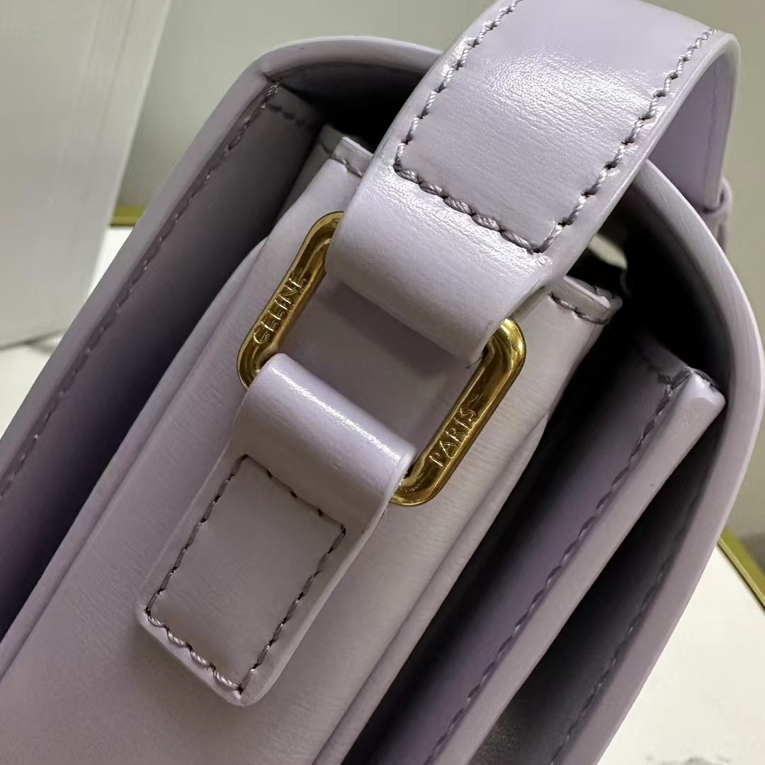 CLASSIQUE TRIOMPHE 22 LIGHT LILAC CALFSKIN