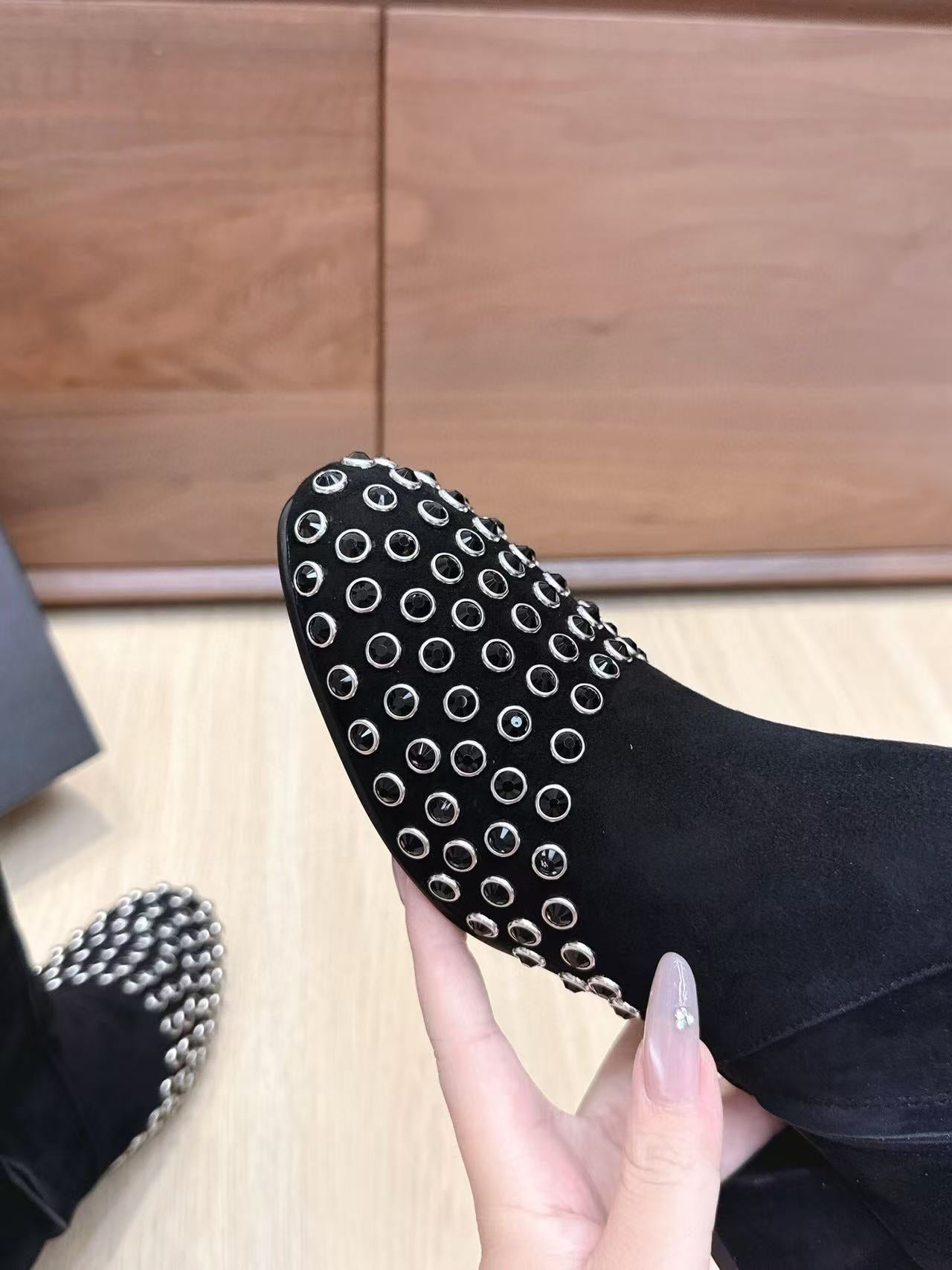 Alaïa Embellished Ankle Boots 60 Black Suede