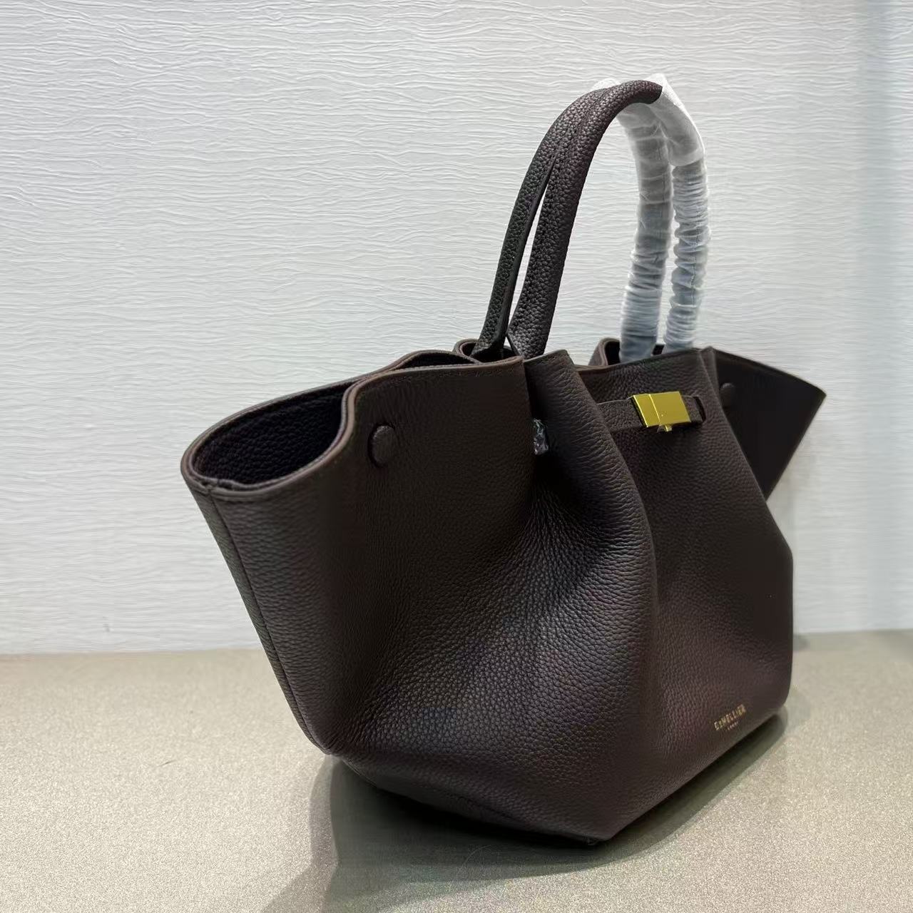 DeMellier Medium New York Buckled Tote Bag Black Grain Leather
